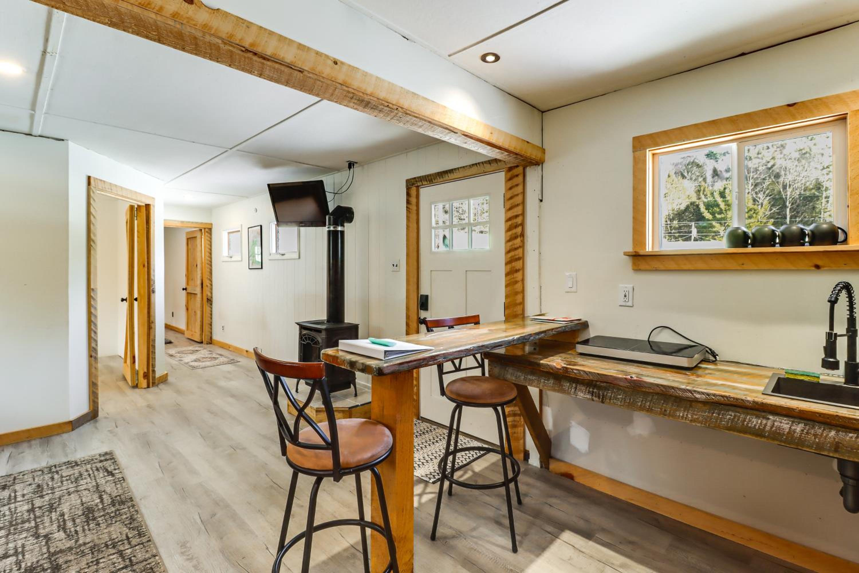 Deluxe Cabin D at Elk Creek Escape! Pets Welcome