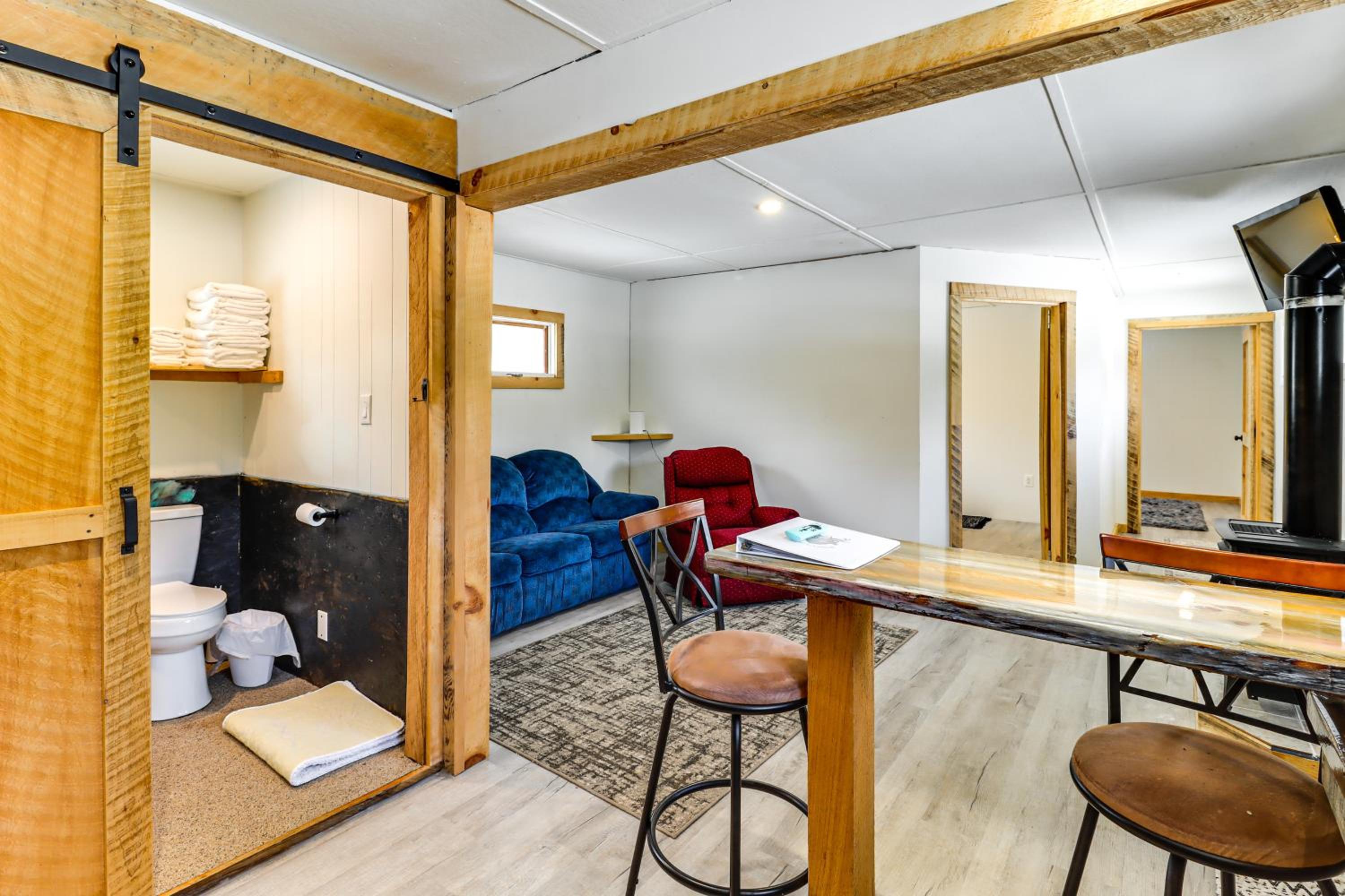 Deluxe Cabin D at Elk Creek Escape! Pets Welcome