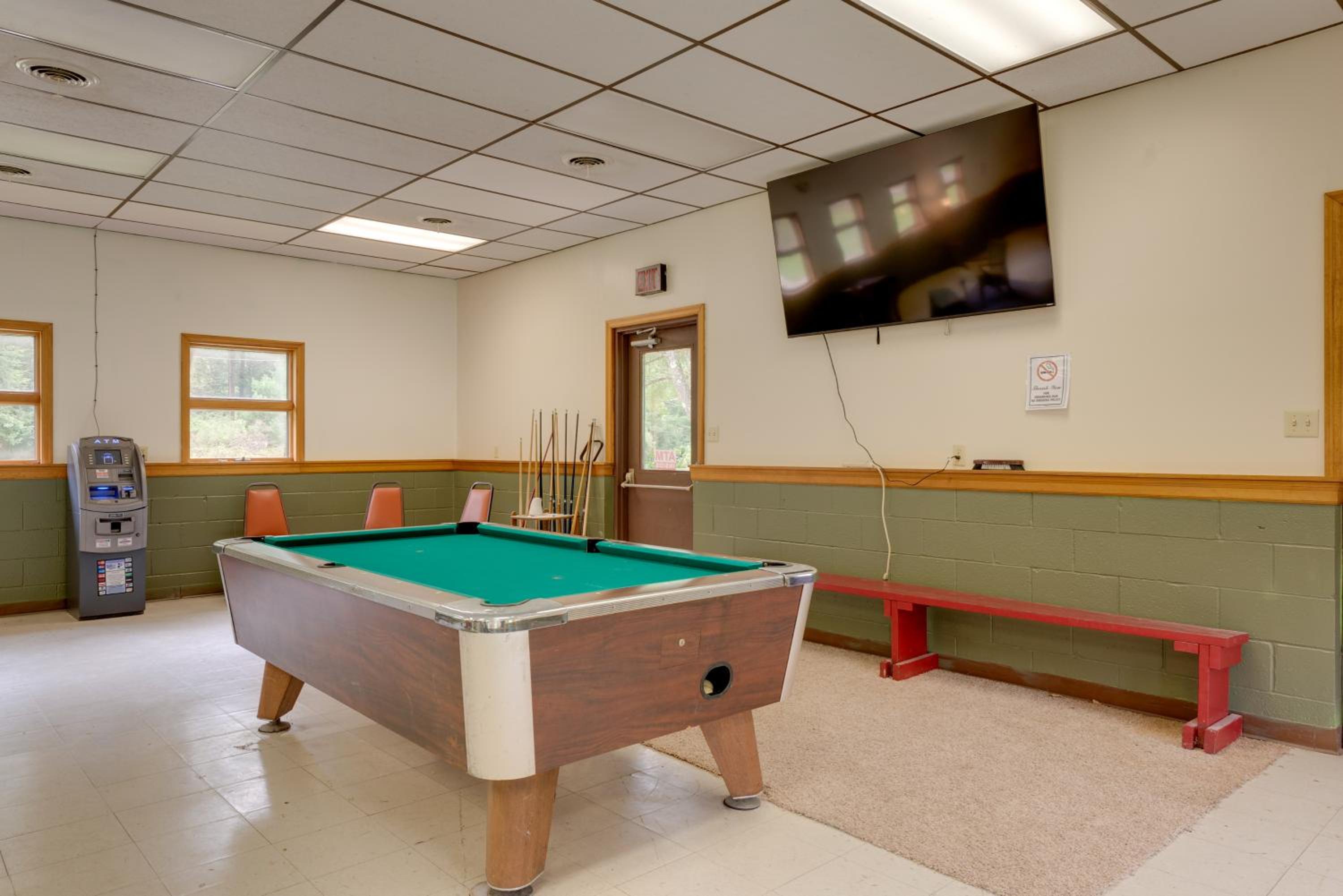 Deluxe Cabin D at Elk Creek Escape! Pets Welcome