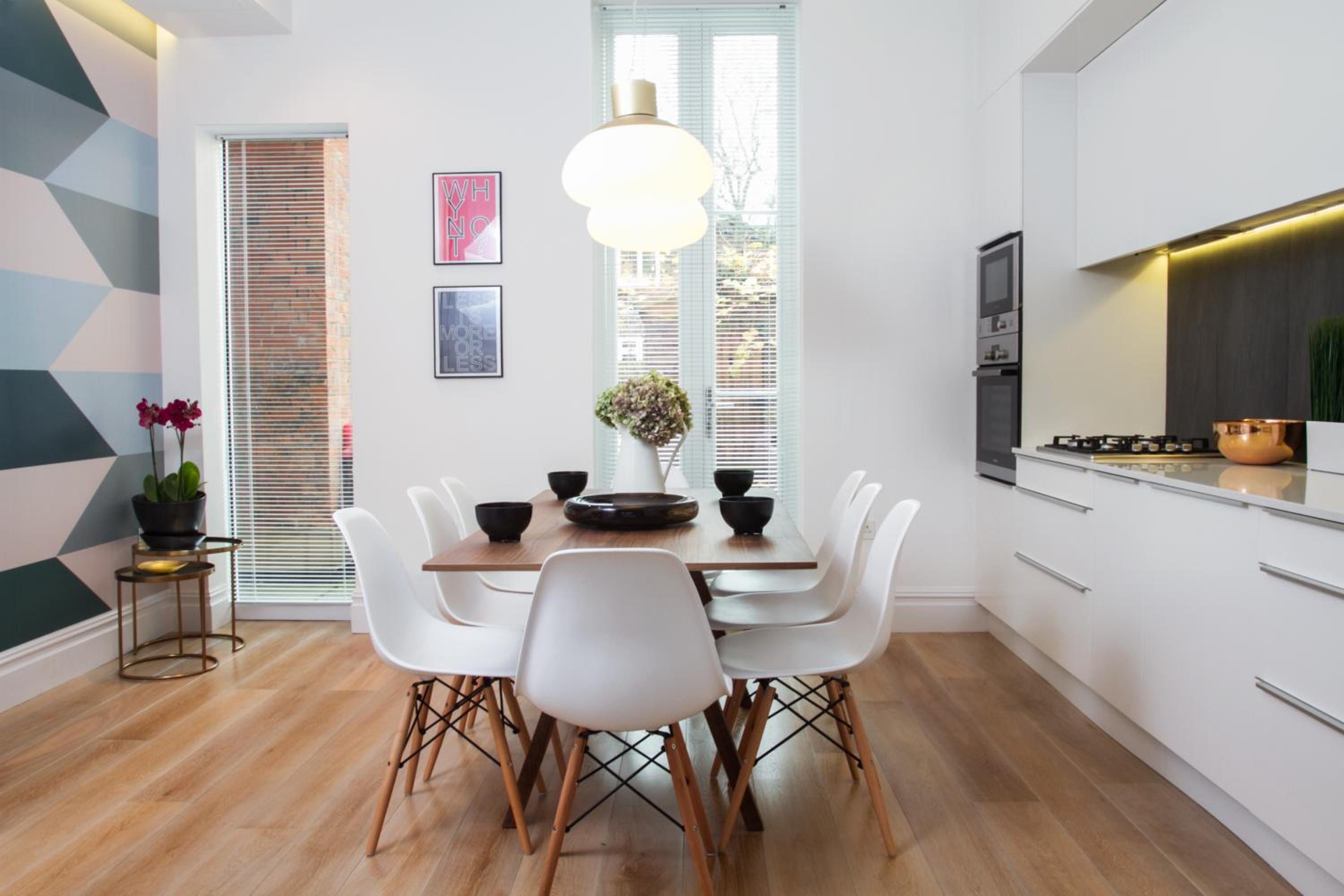 STUNNING Brand New Apartment