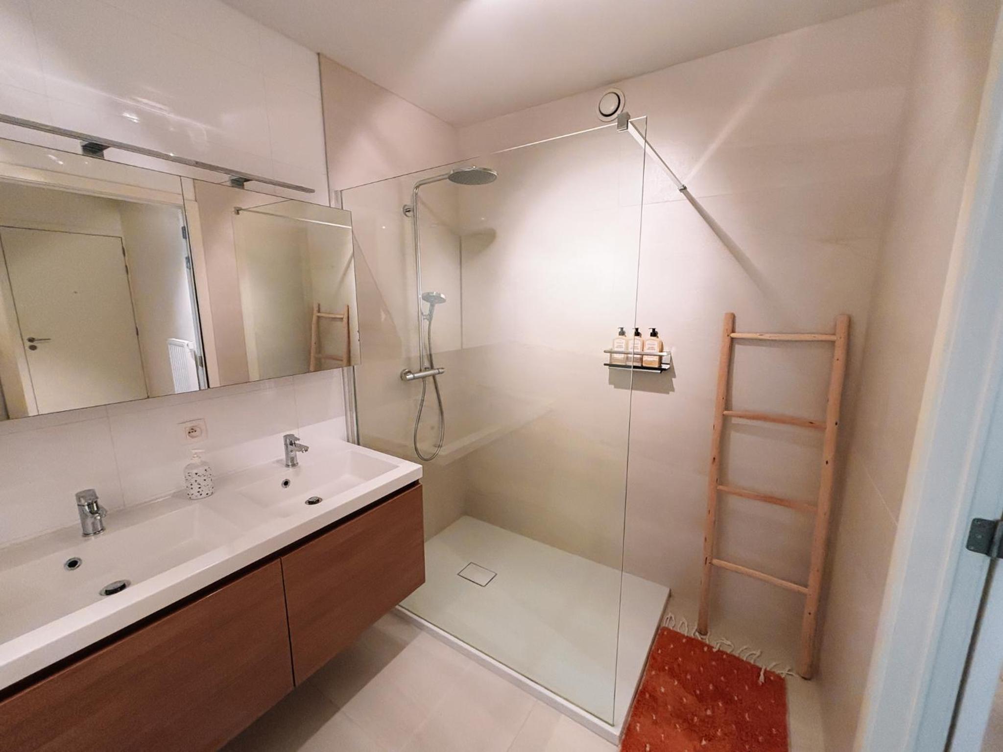 La Petite Foret Flat near Historic Bruges