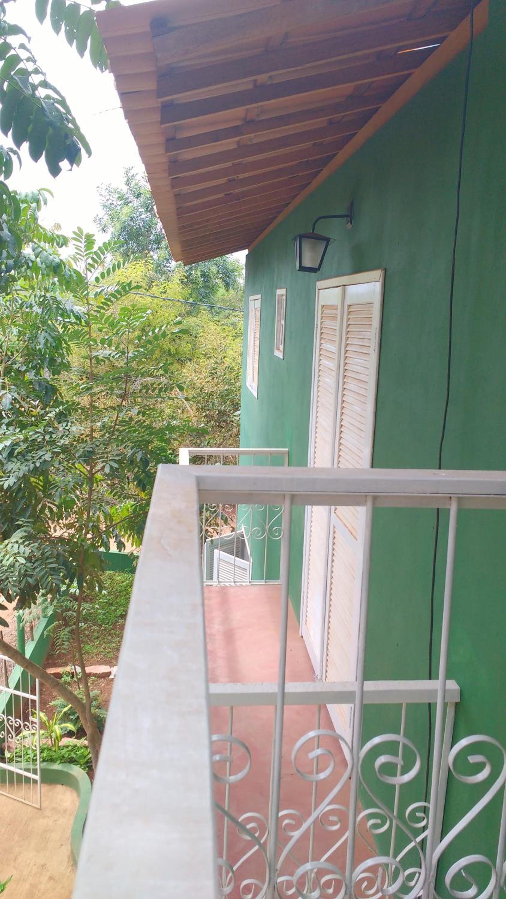 Casas Caminho Do Meio