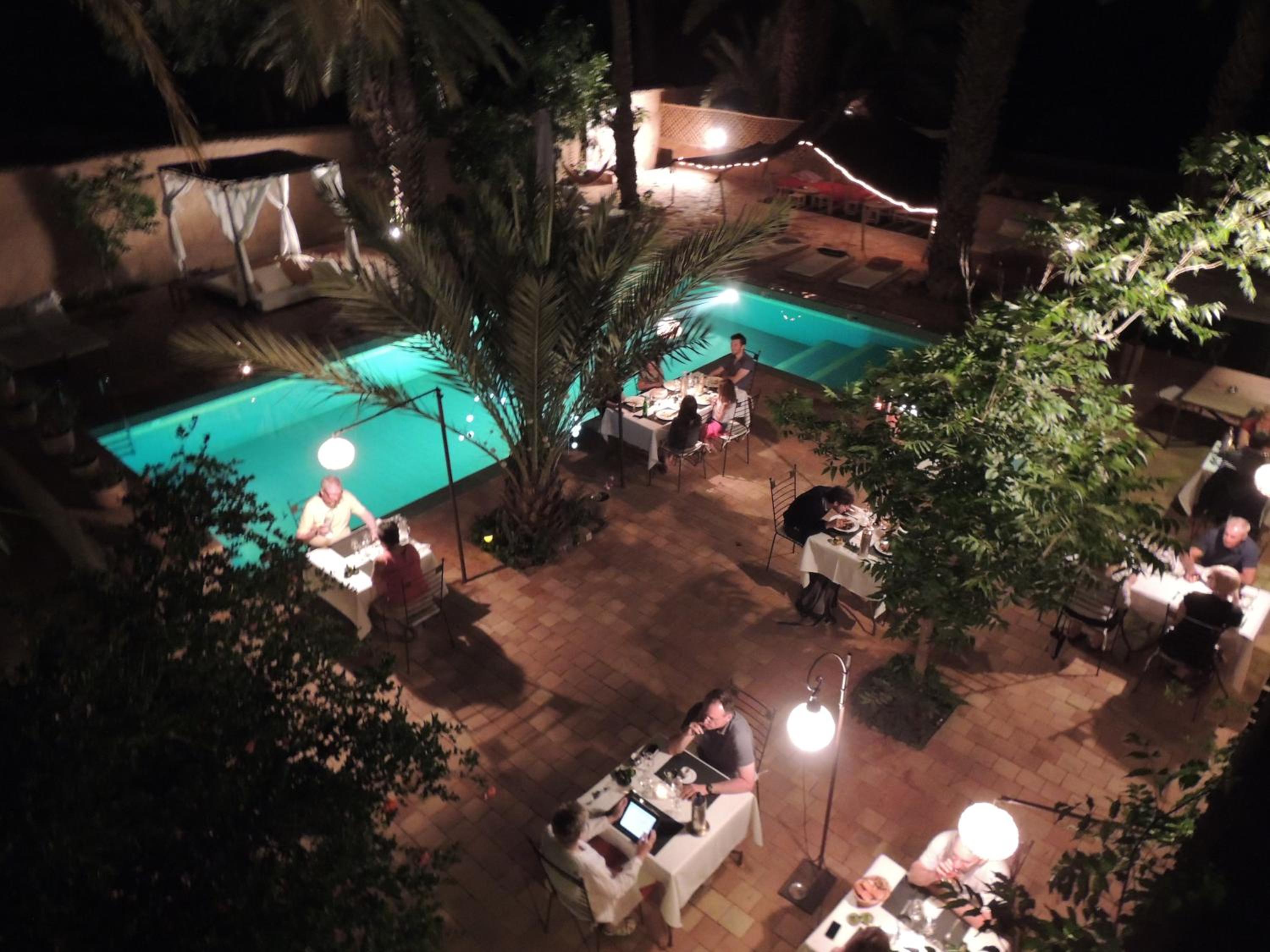 dining