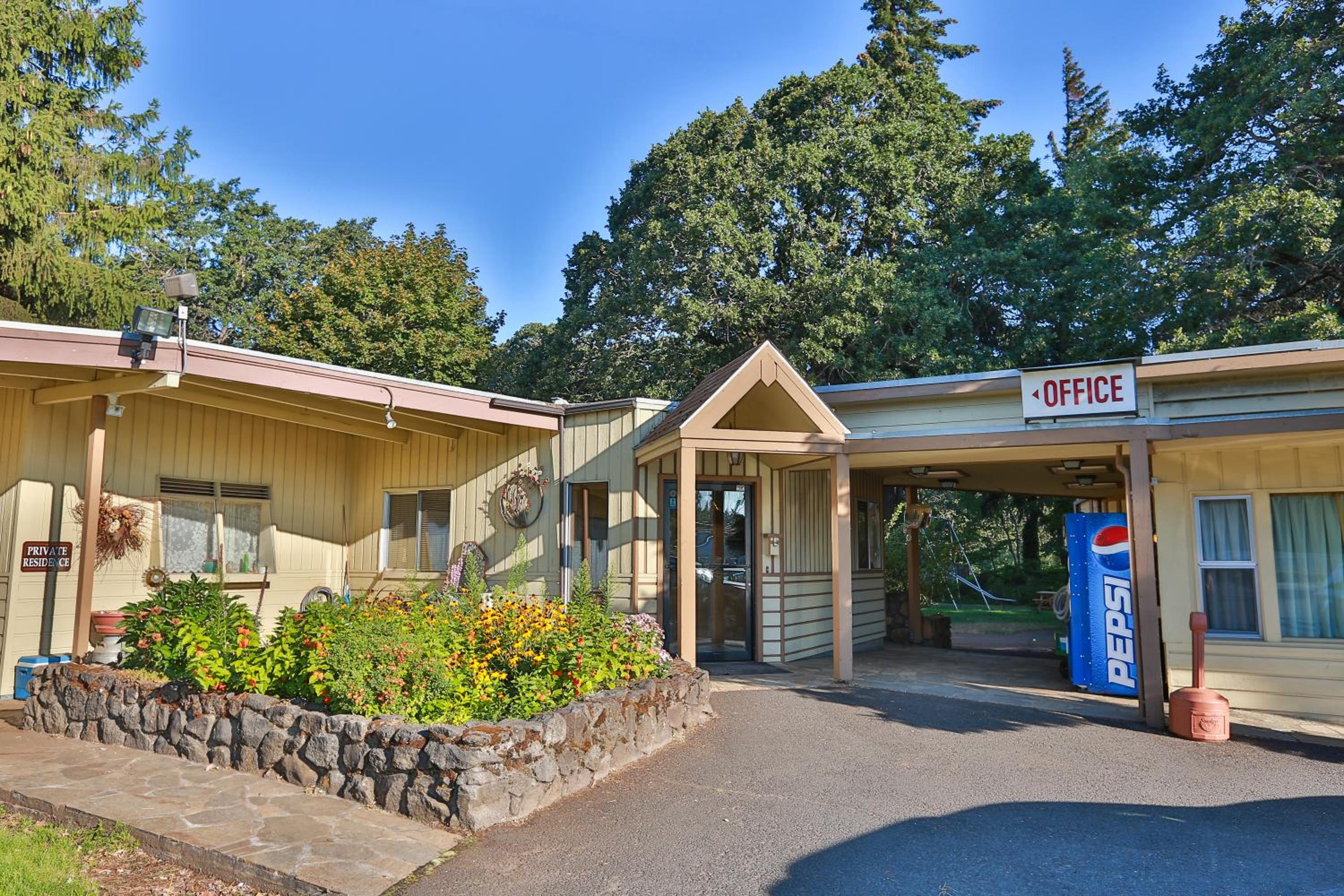 Westcliff Lodge