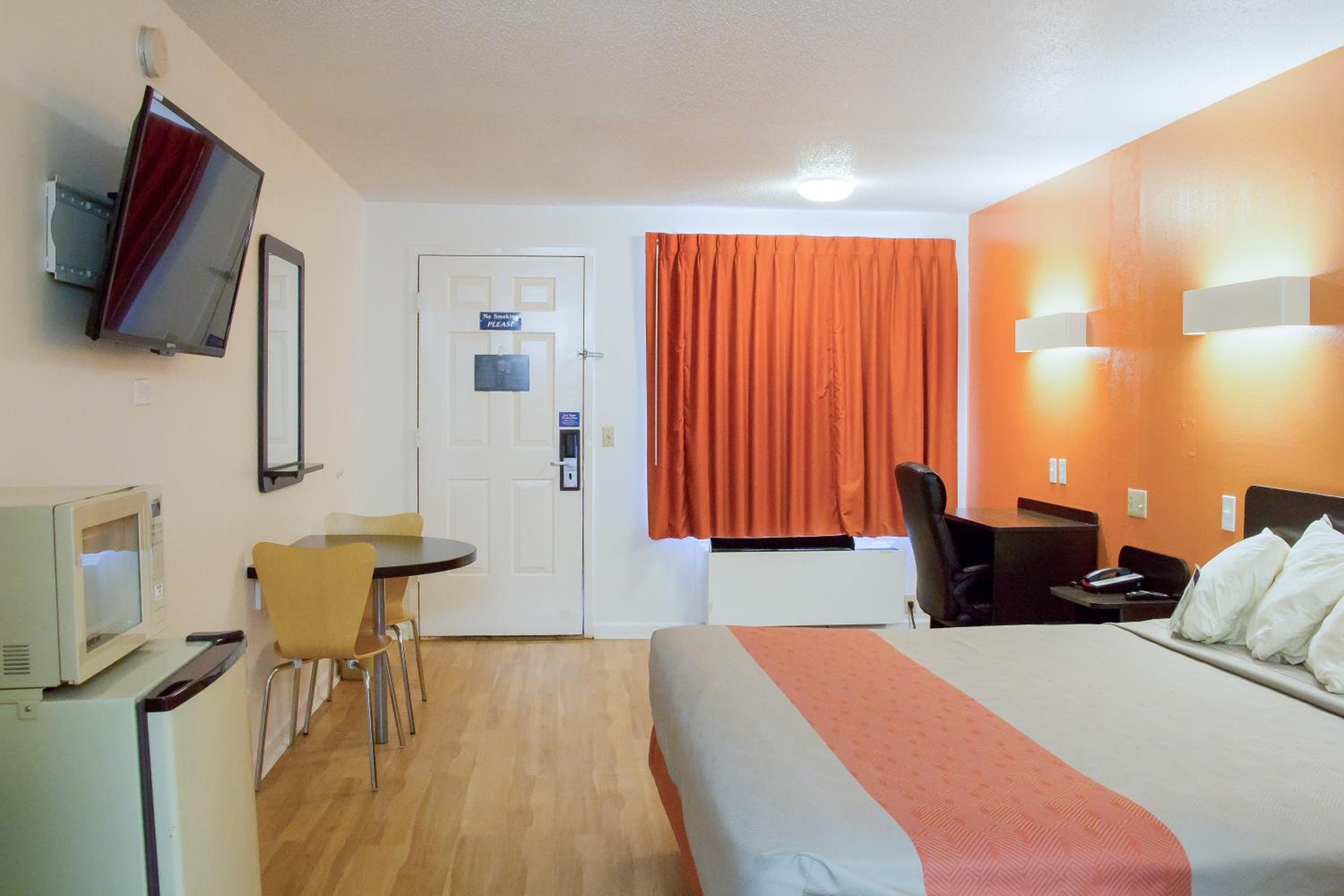 Motel 6-Cookeville, TN