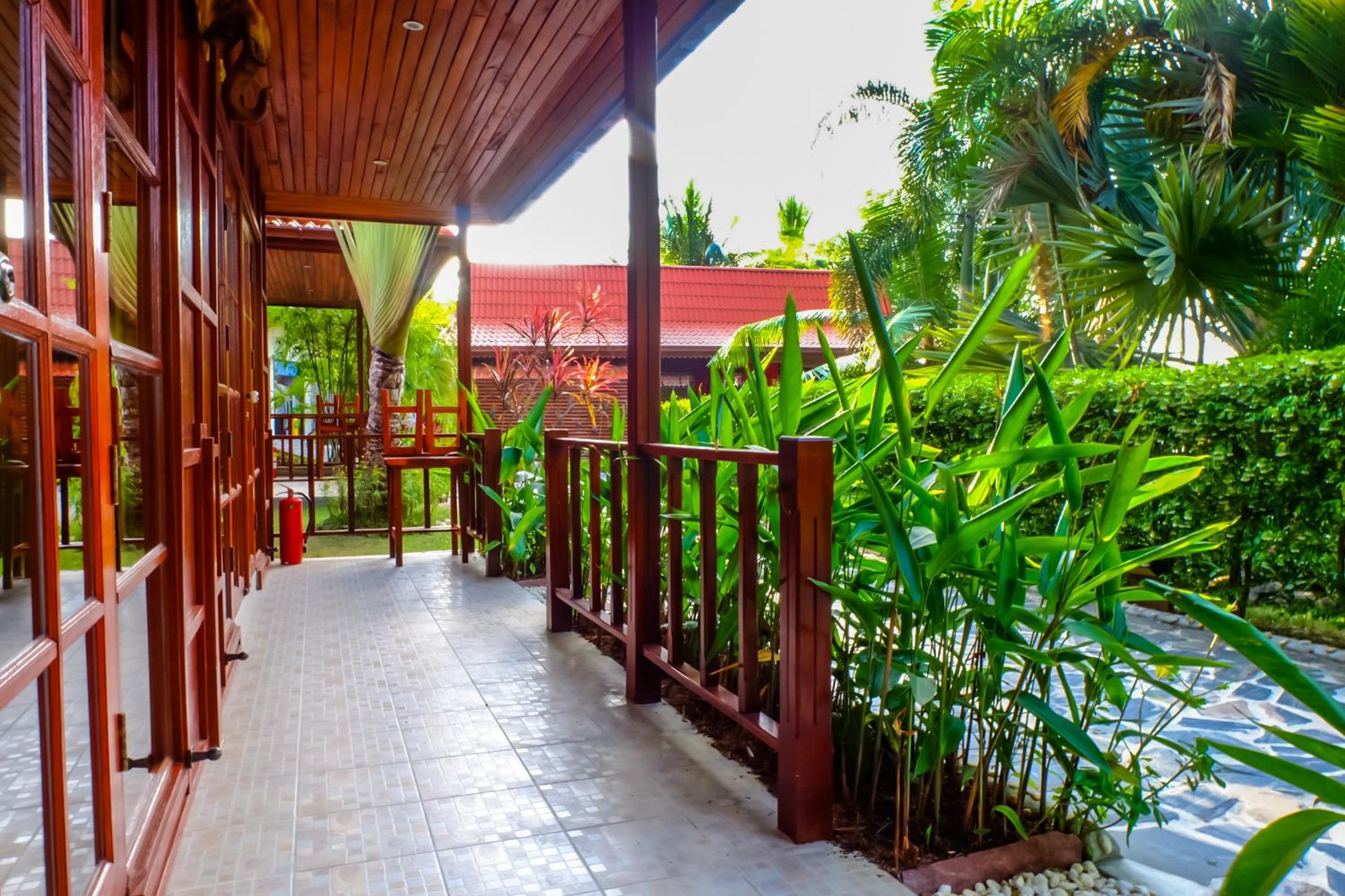 Cyana Resort