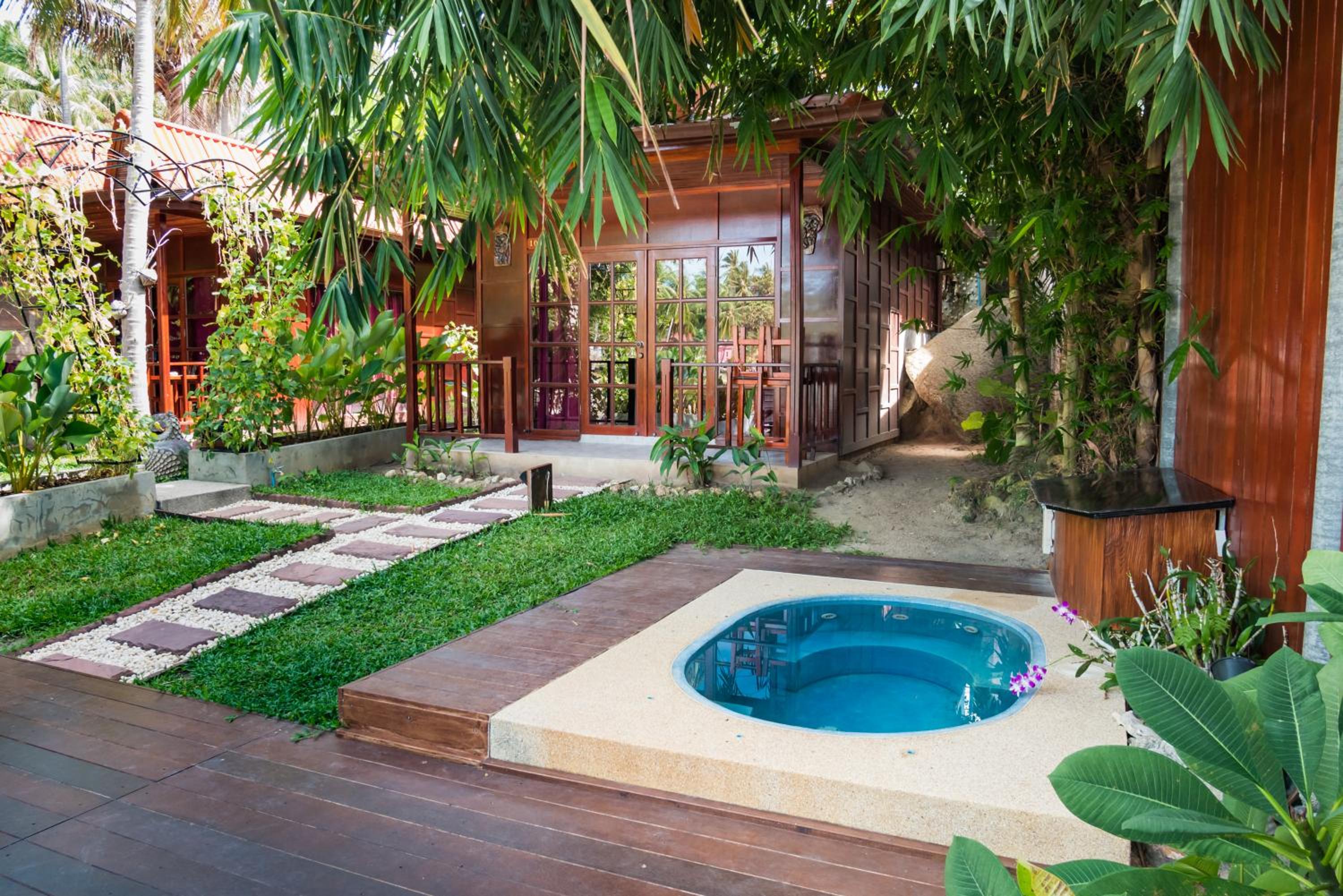 Cyana Resort