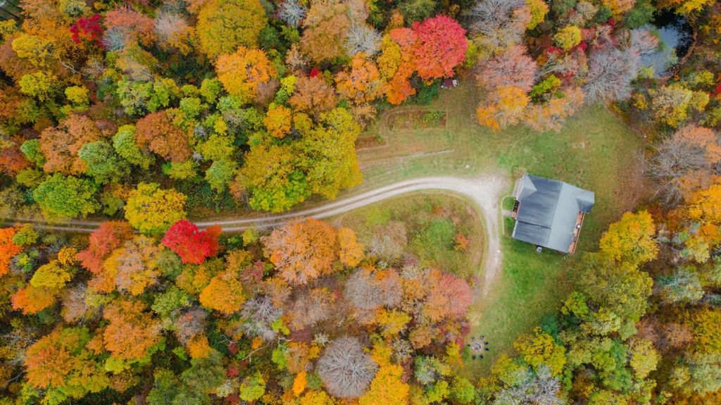 The 312 House| A Boho Retreat| Hocking Hills