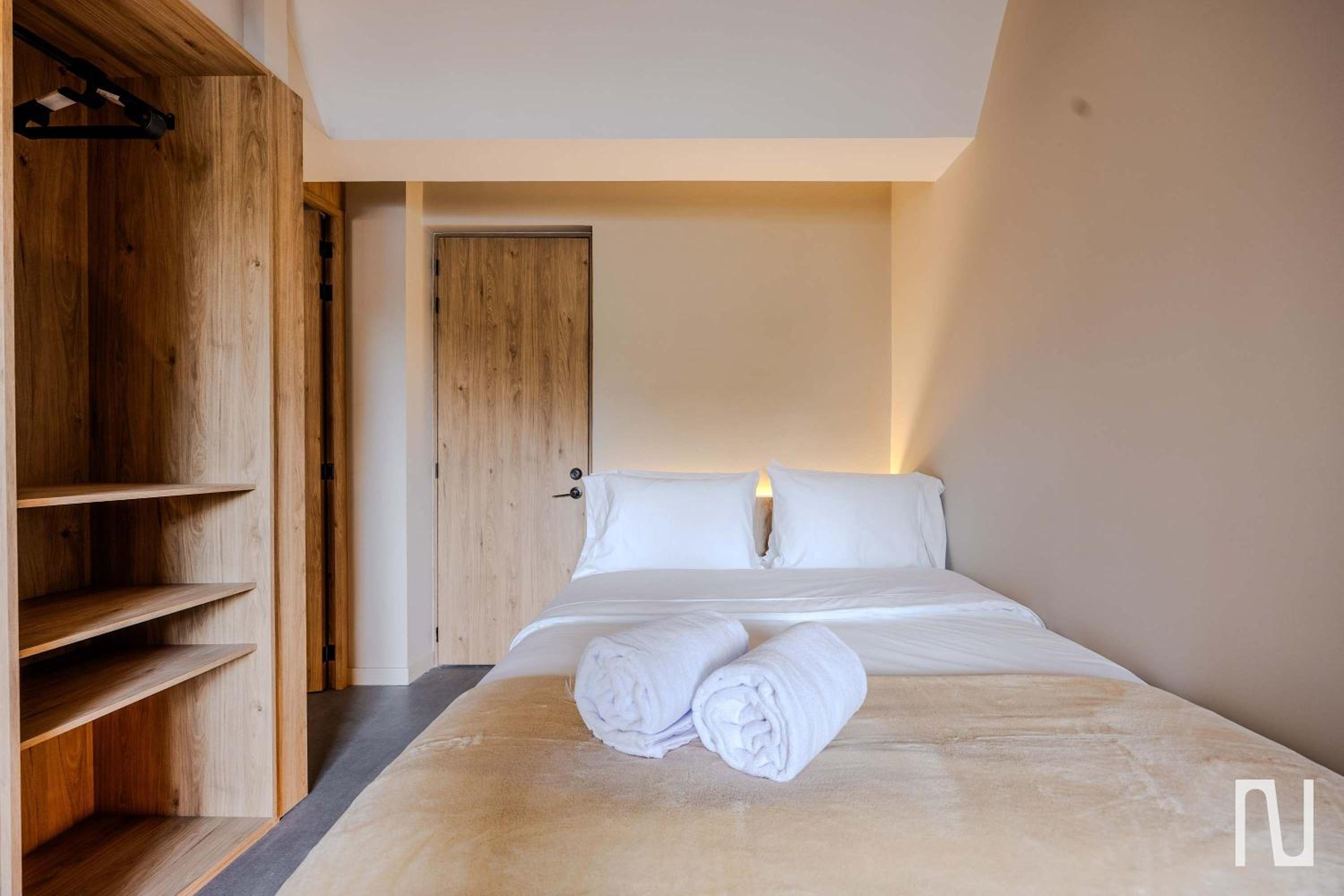 NOK Cozy 1BR Retreat with Terrace at bogota