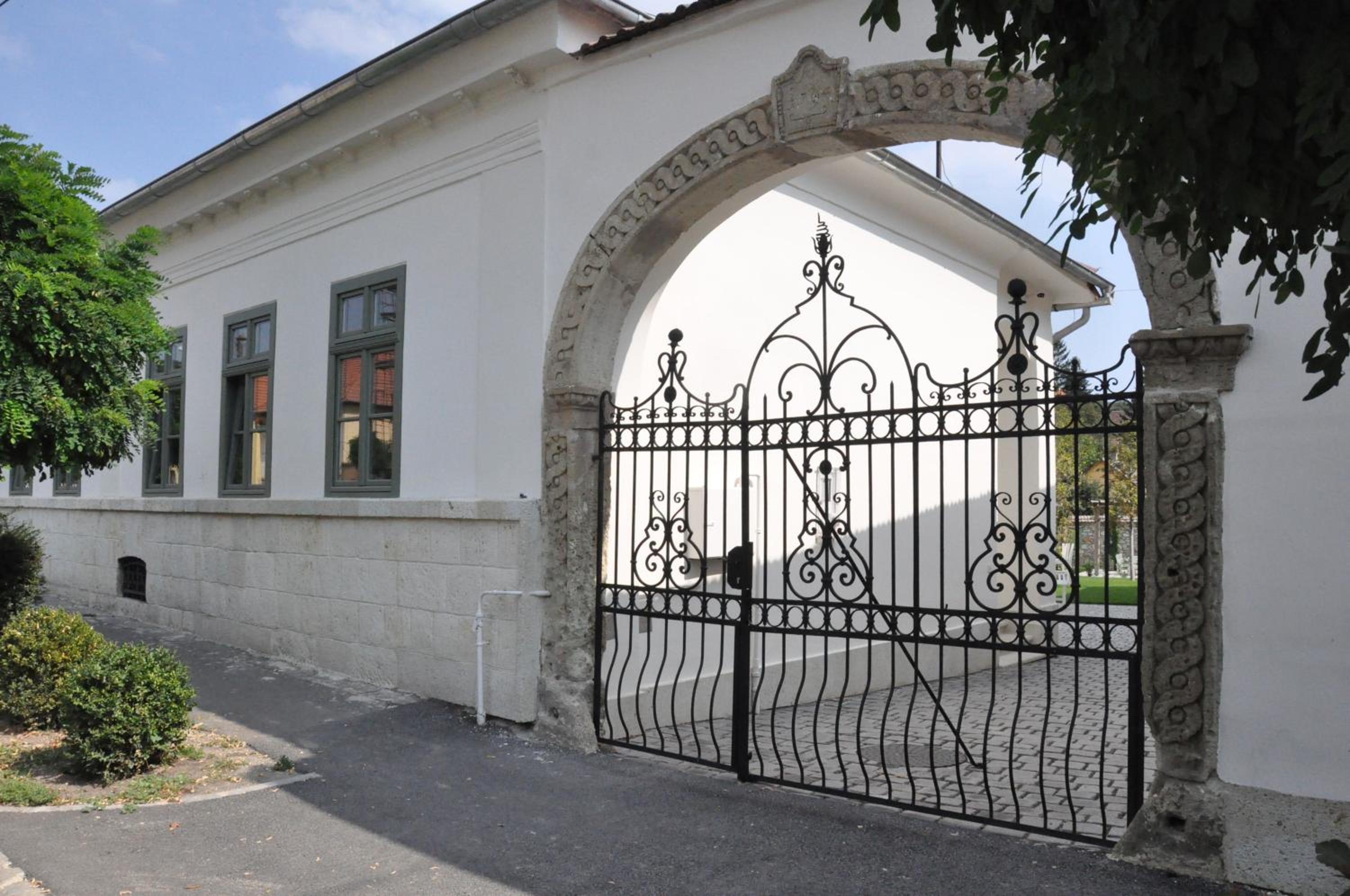 Photo 16