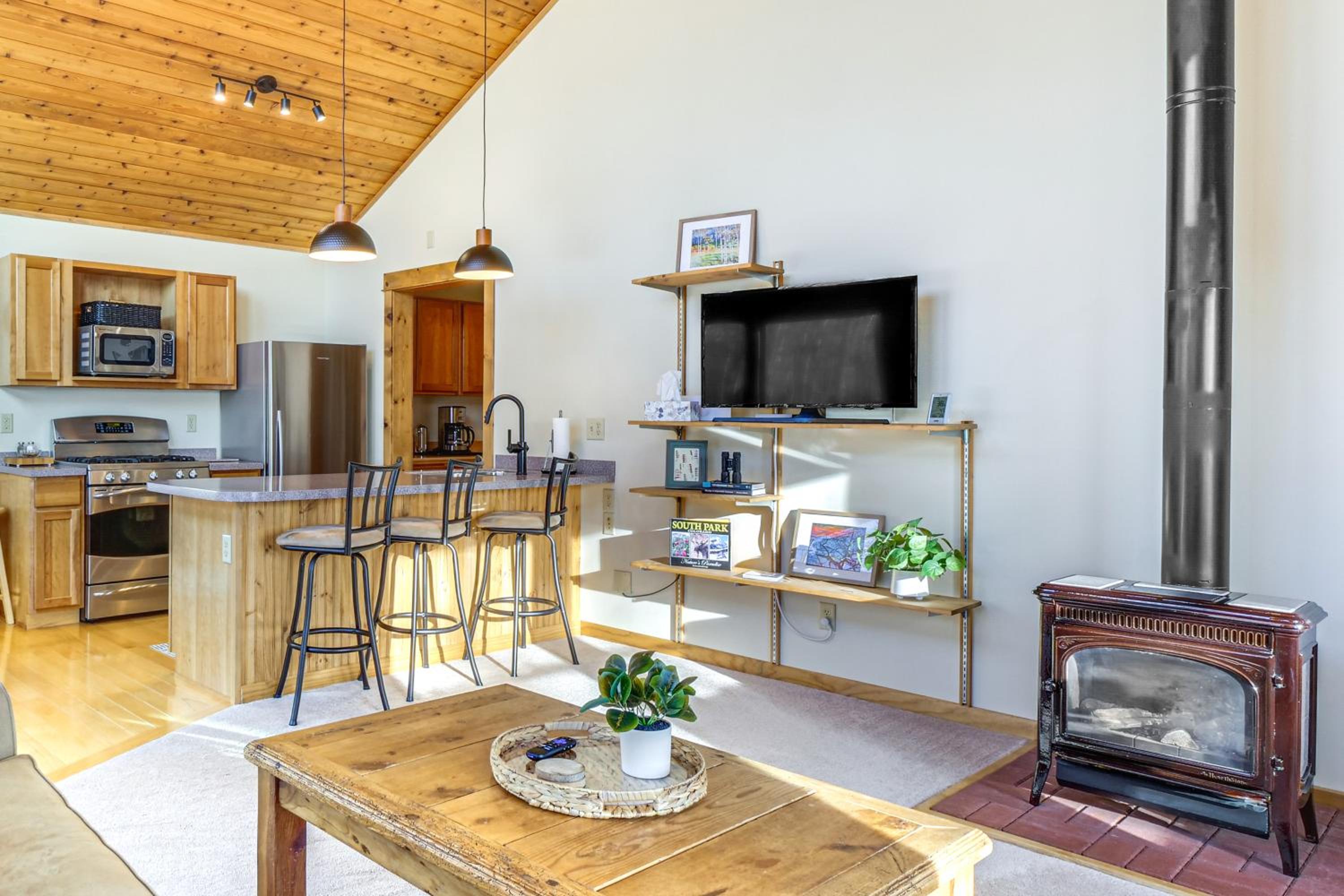 Whispering Aspen Retreat Fairplay Gem with Views!