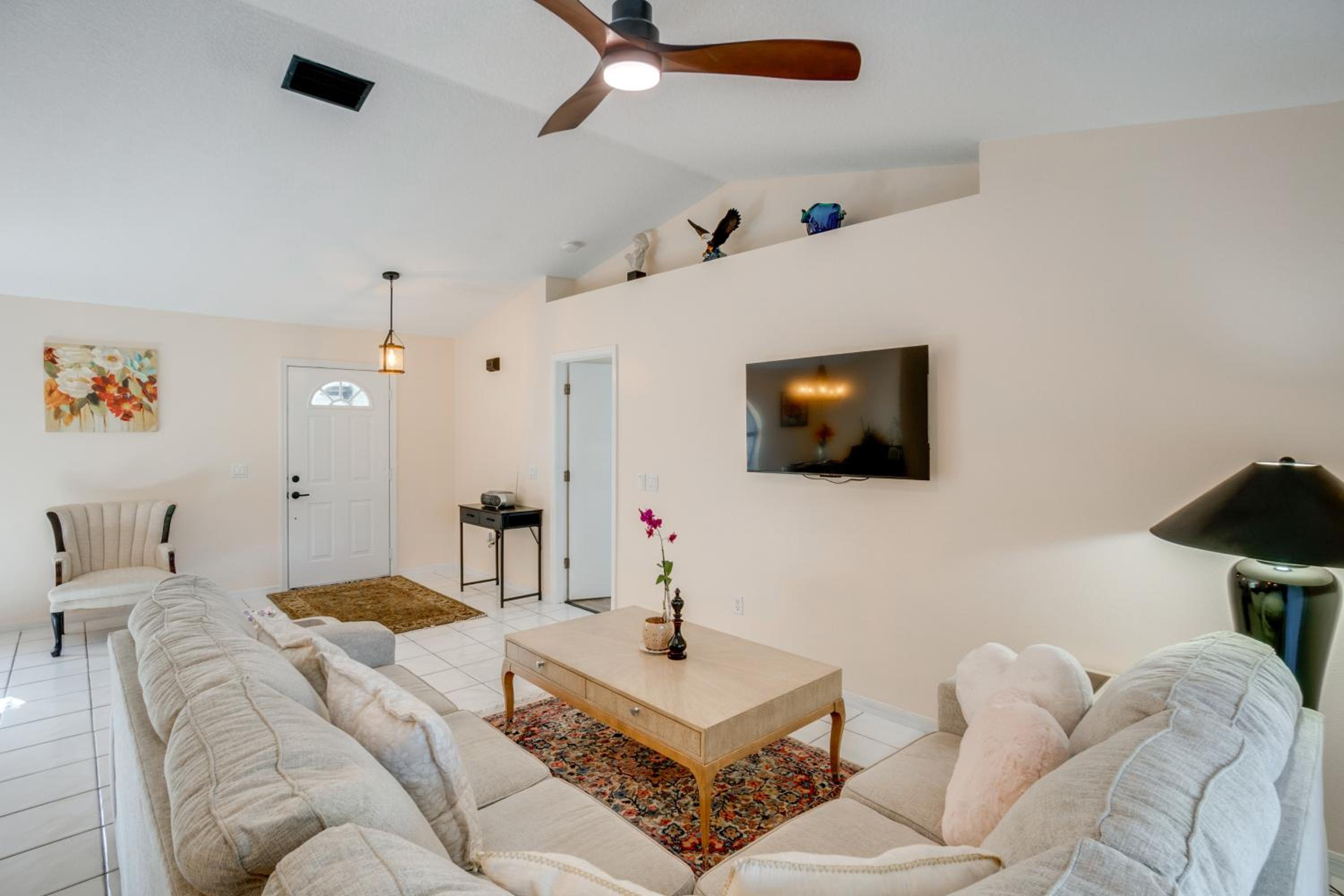 3 Mi to Manasota Key Beach! Single-Level Home