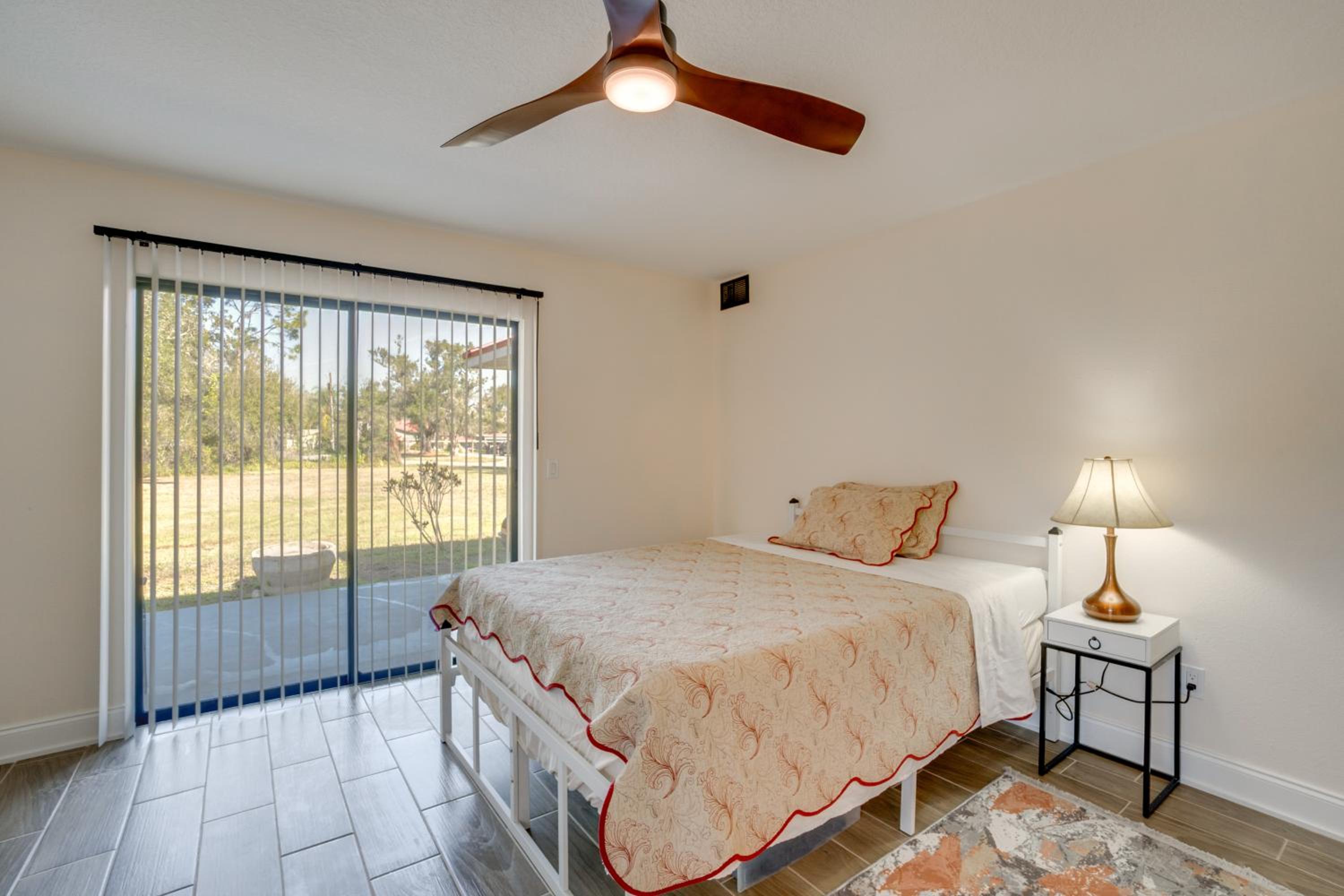 3 Mi to Manasota Key Beach! Single-Level Home
