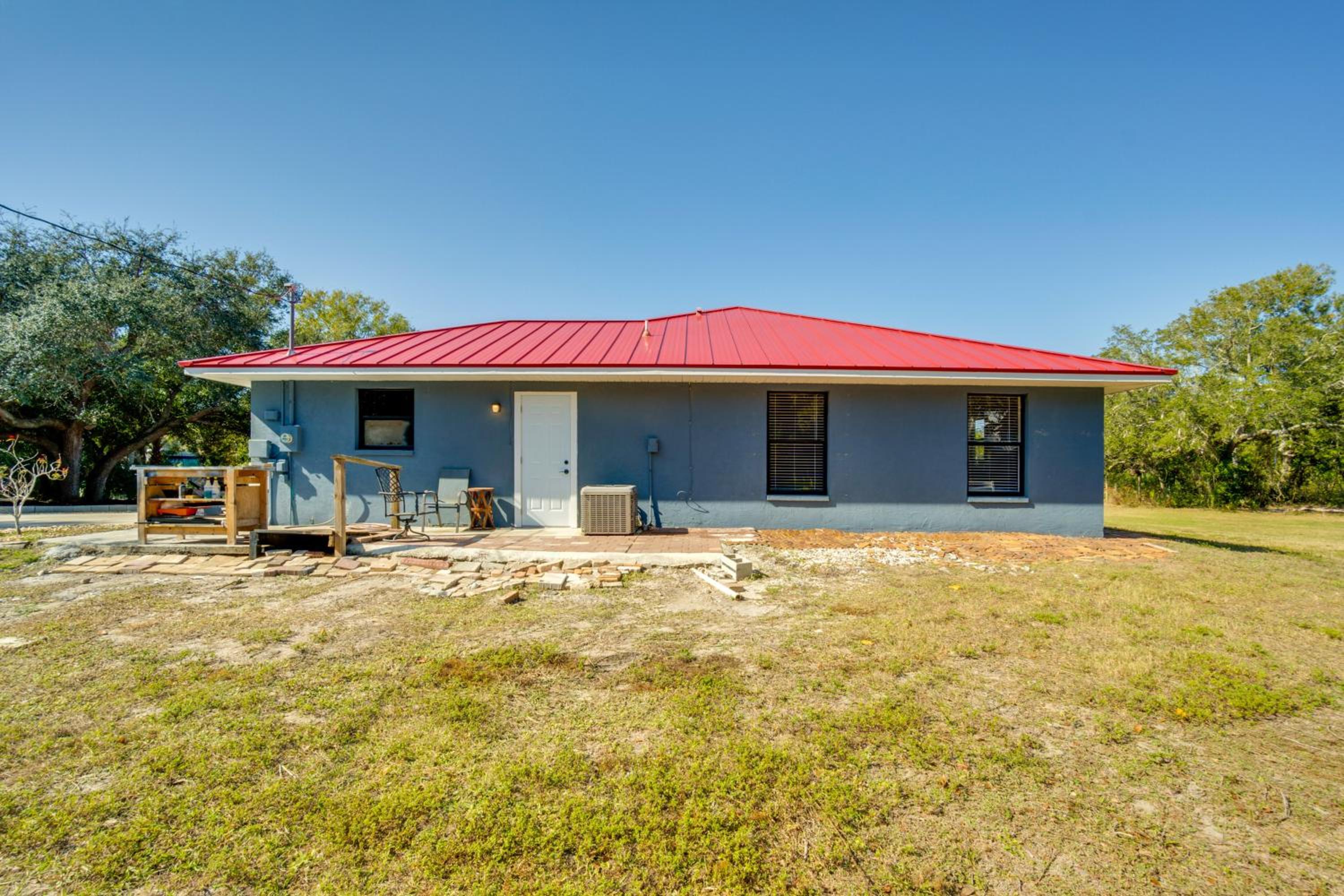 3 Mi to Manasota Key Beach! Single-Level Home