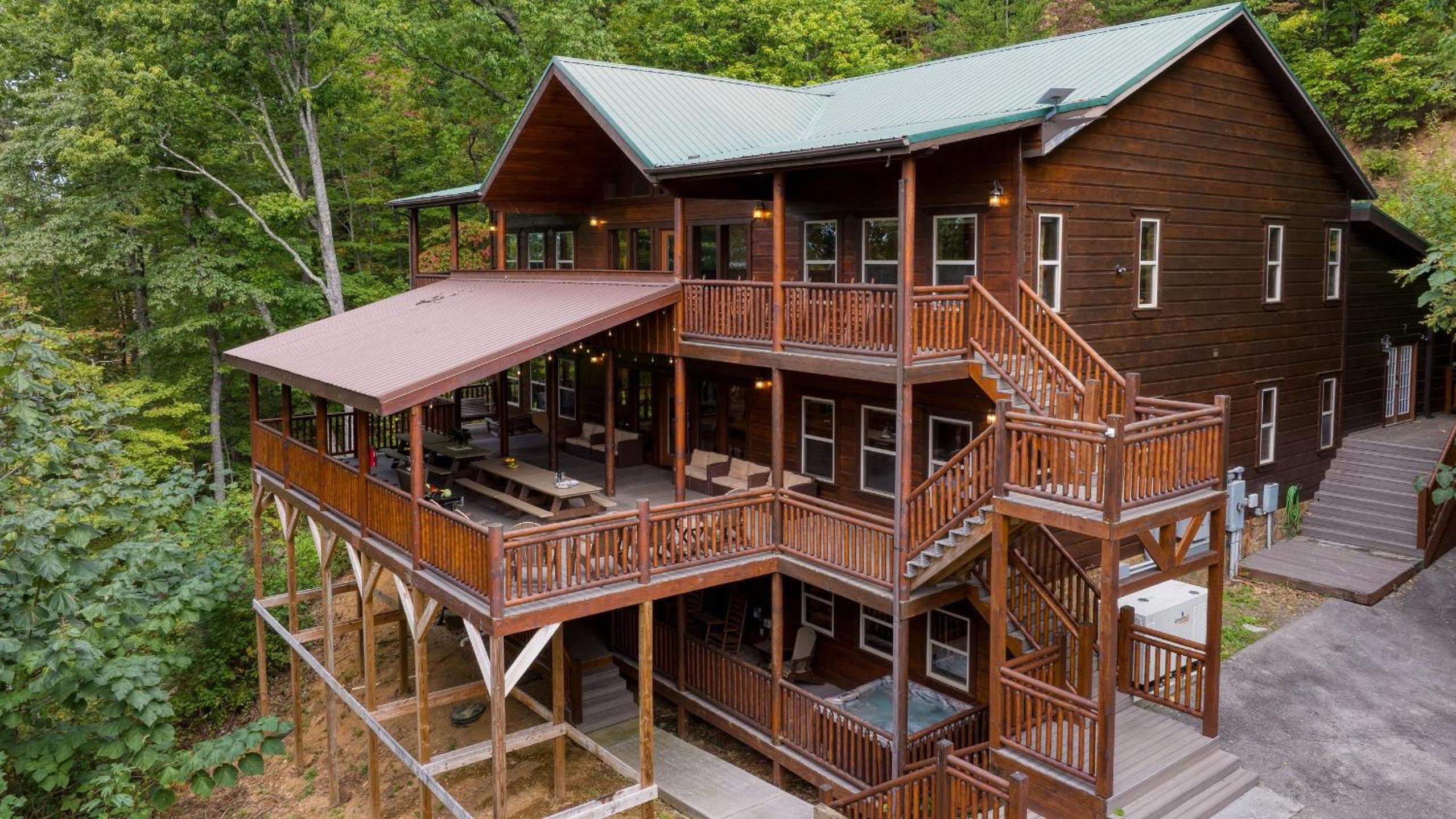 16 Guests Indoor Pool Theater Game Room in the Smokies Buckskin by AvantStay