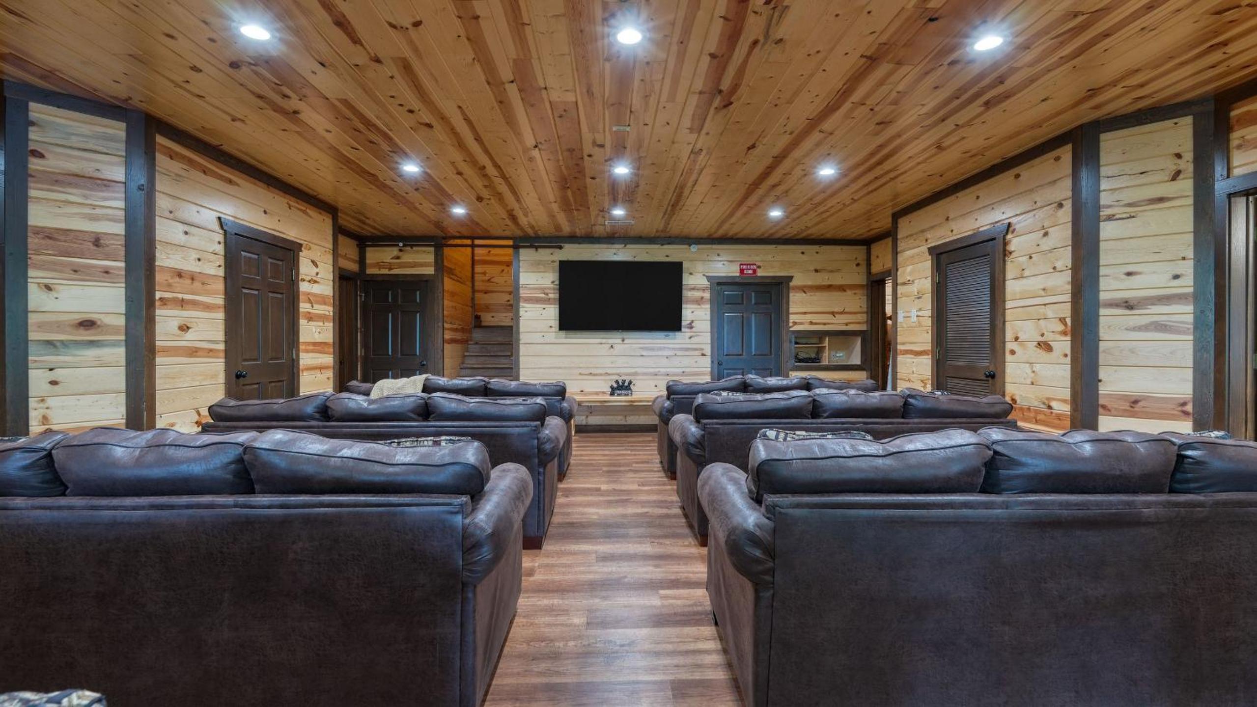 16 Guests Indoor Pool Theater Game Room in the Smokies Buckskin by AvantStay