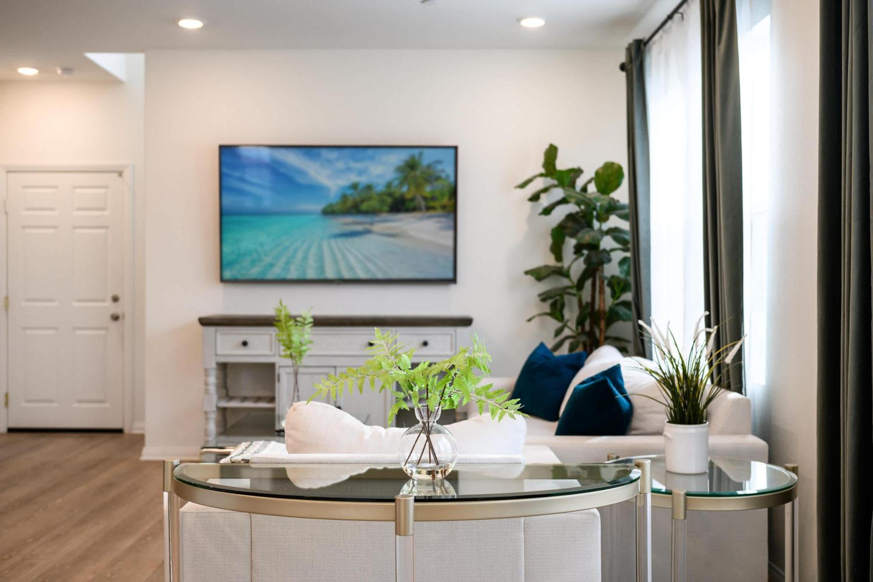 Near ONT Modern Designer Style Family Home