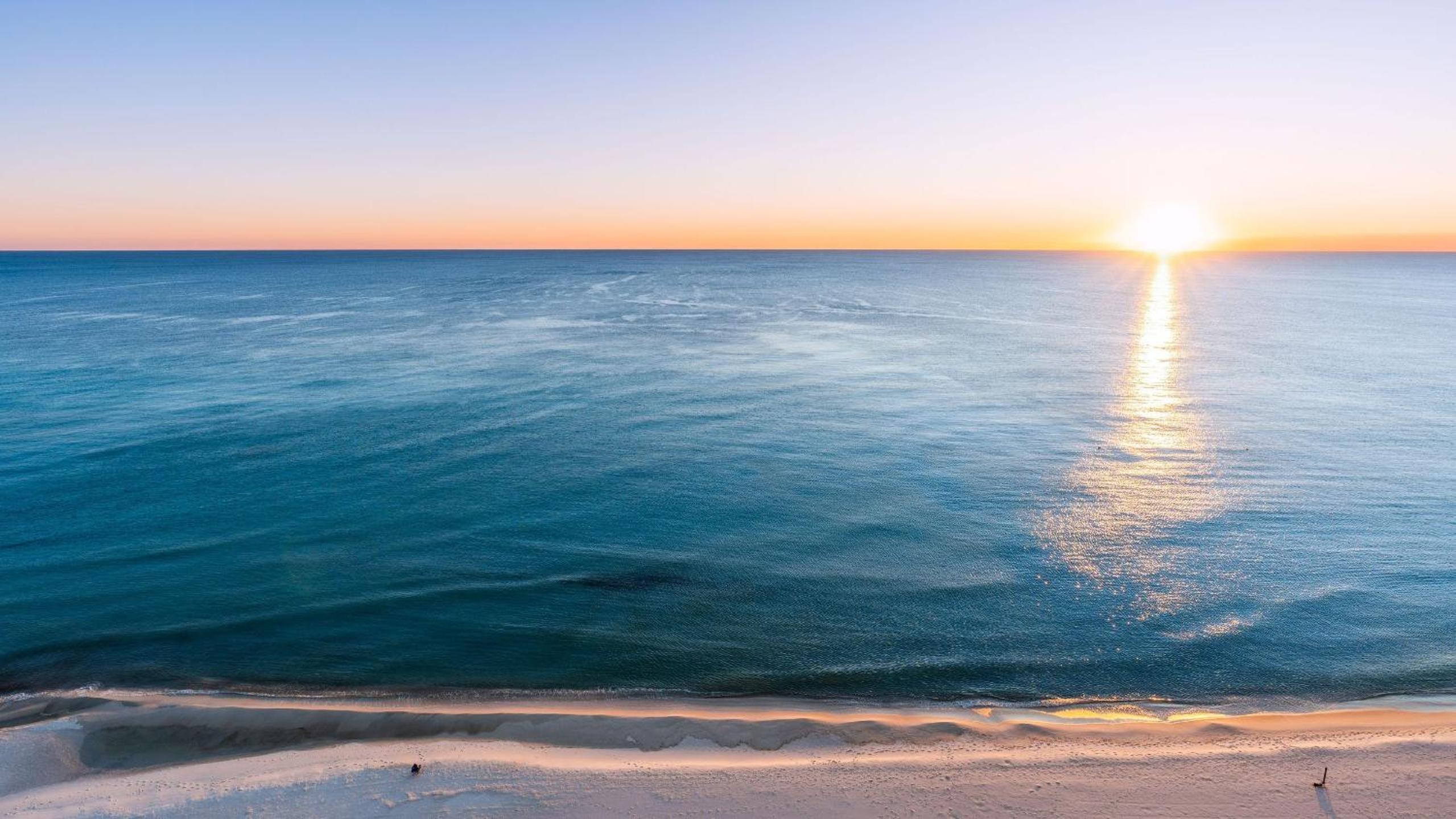 Tidewater Beach by AvantStay