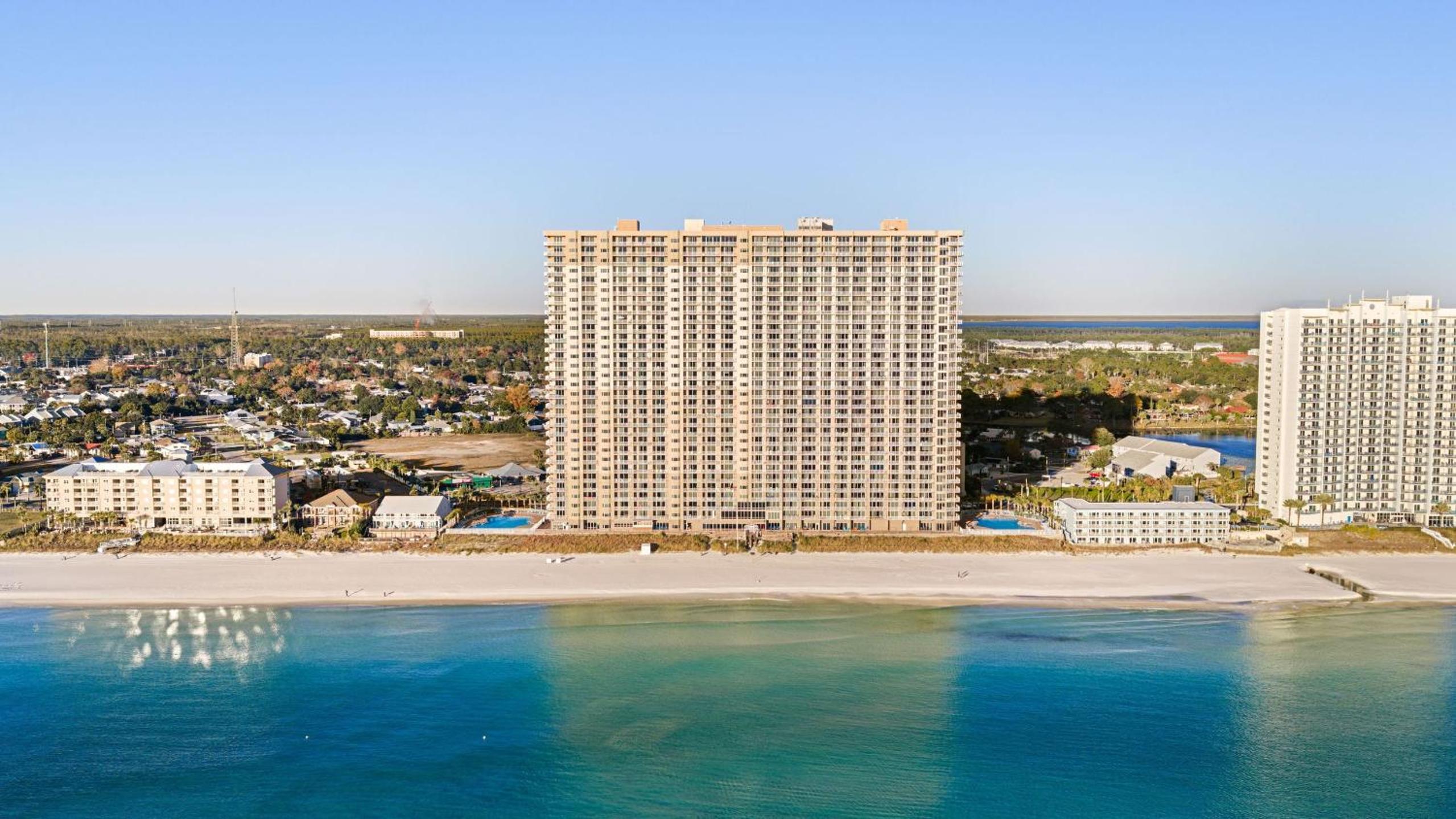 Tidewater Beach by AvantStay
