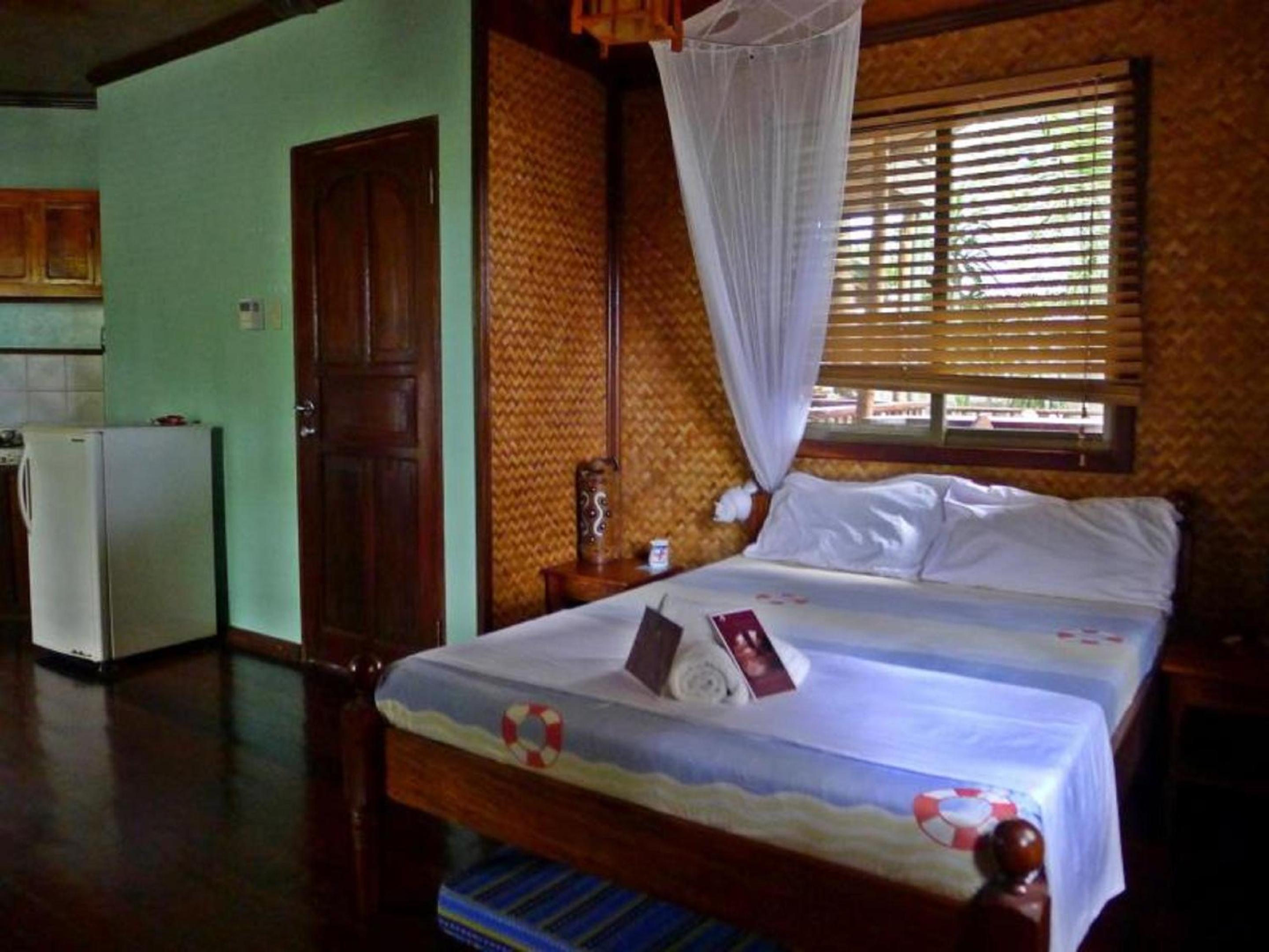 La Salangane Caalan Beach Villa
