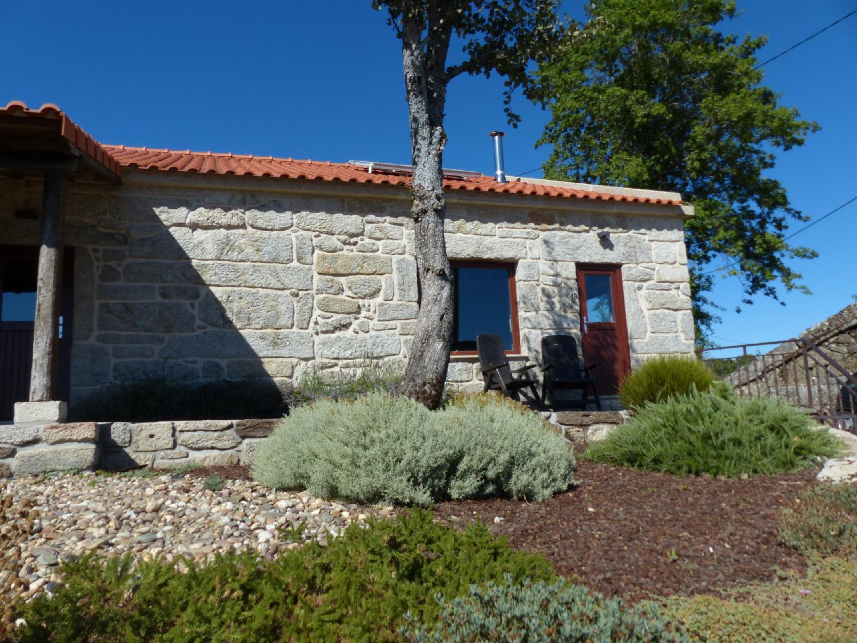 Casa do Alto Montalegre view 3
