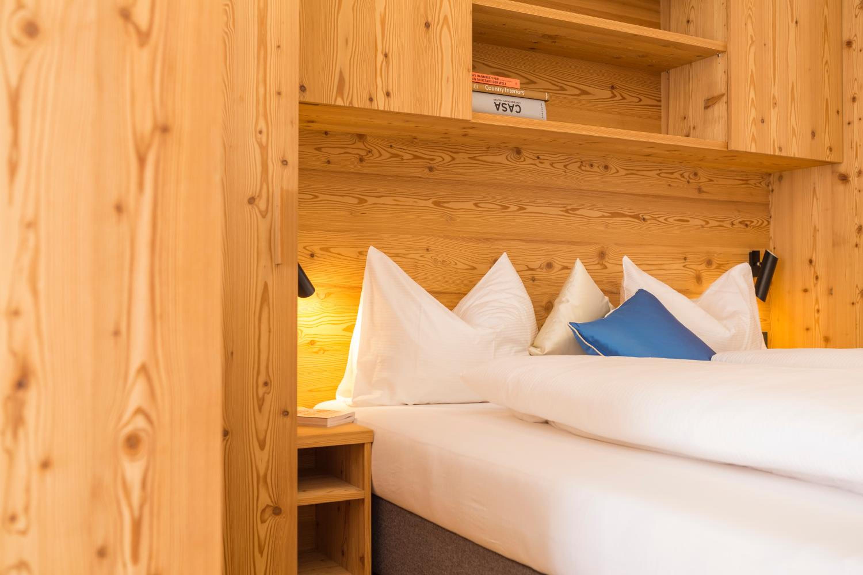 Residence Luzerna ***