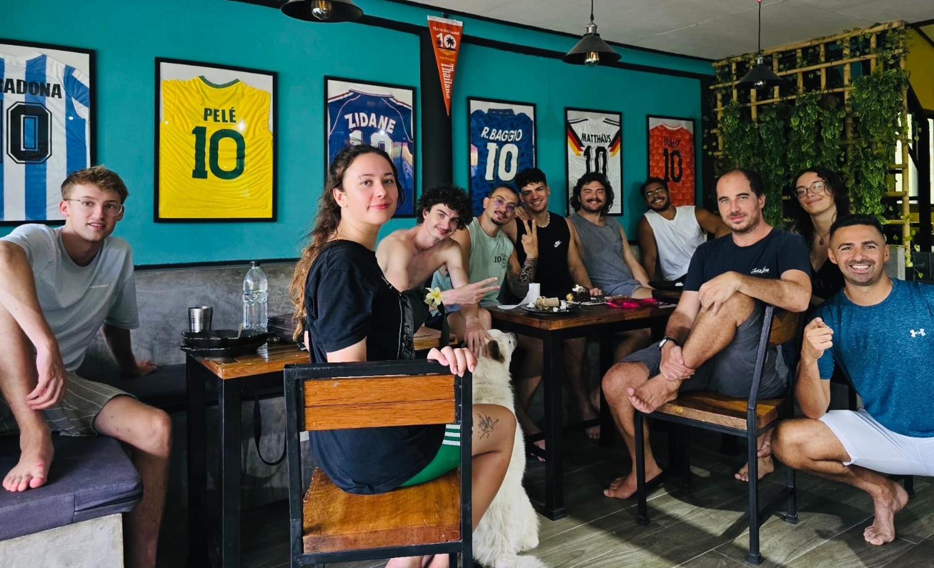 The 10 Club Hostel