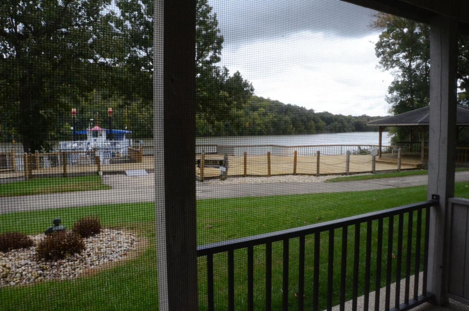 Paddle Wheel Inn, Bild 24