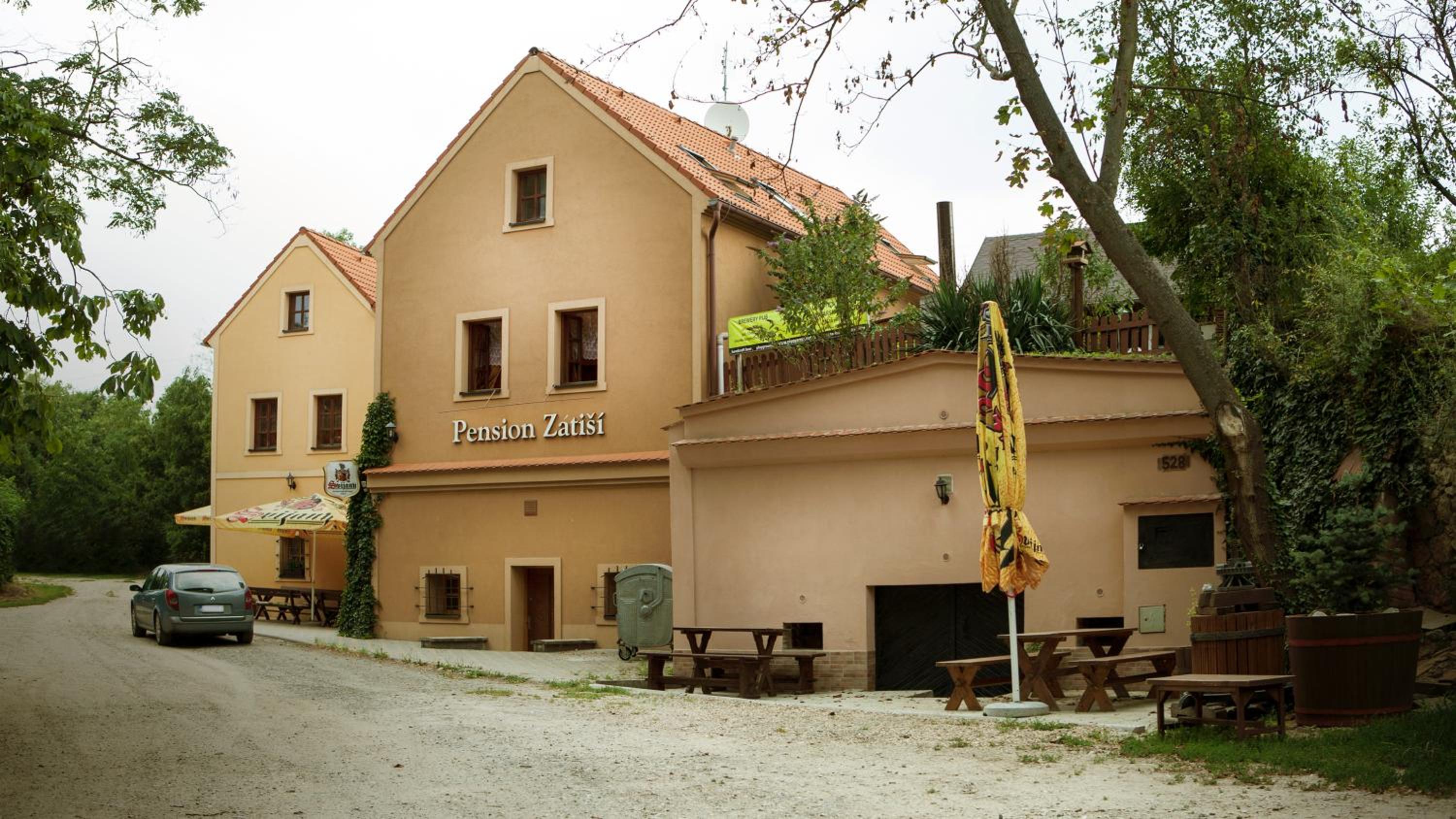 Penzion Zatisi