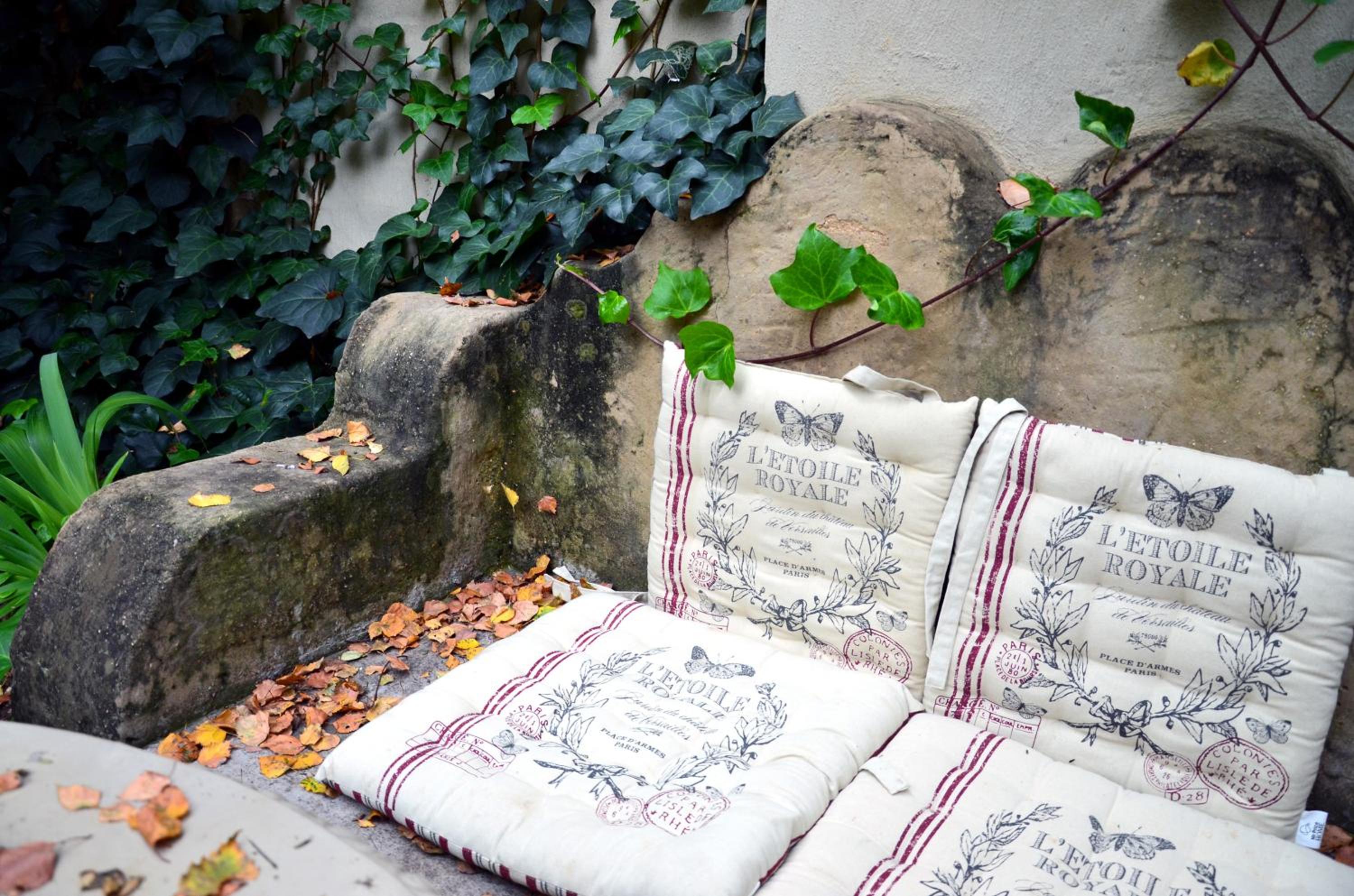 Shepherd's Corner Guest House - Tranquil Boutique Stay in Bryanston