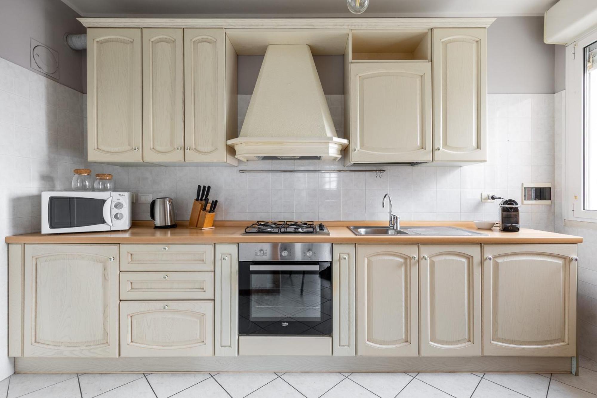 Bedetti Modern Flat by Wonderful Italy