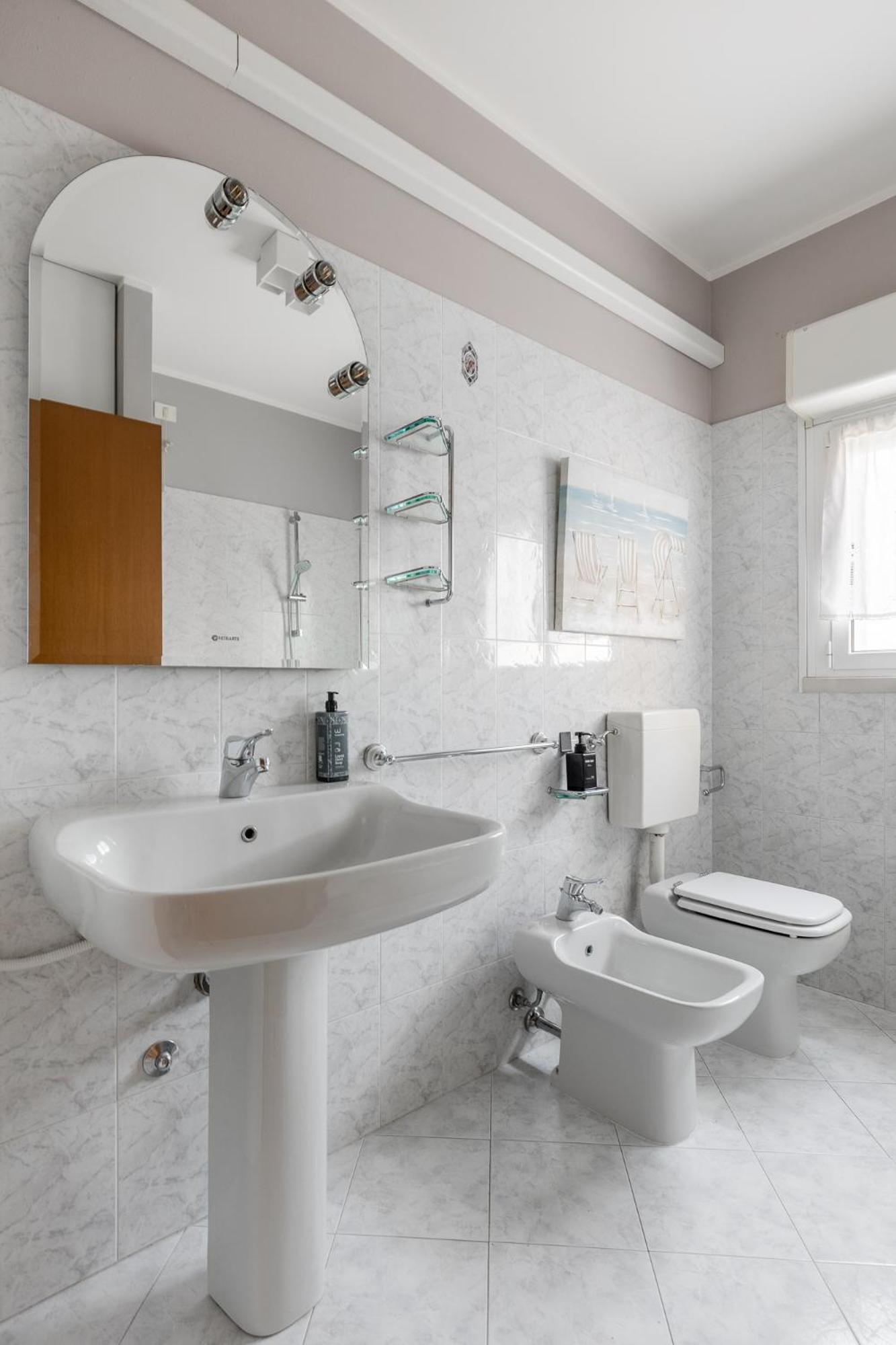 Bedetti Modern Flat by Wonderful Italy
