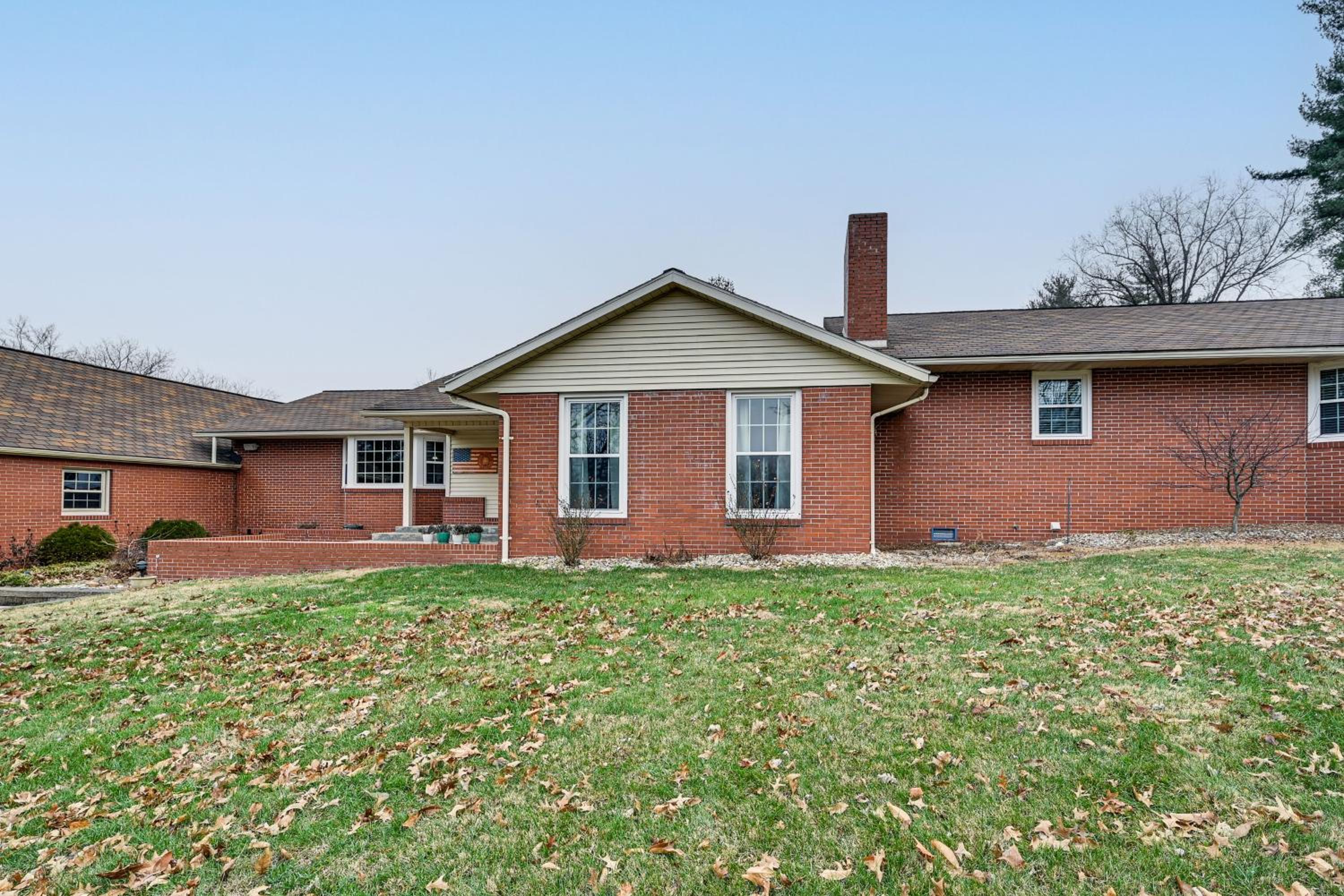 Walk to League Stadium Huntingburg Family Home!