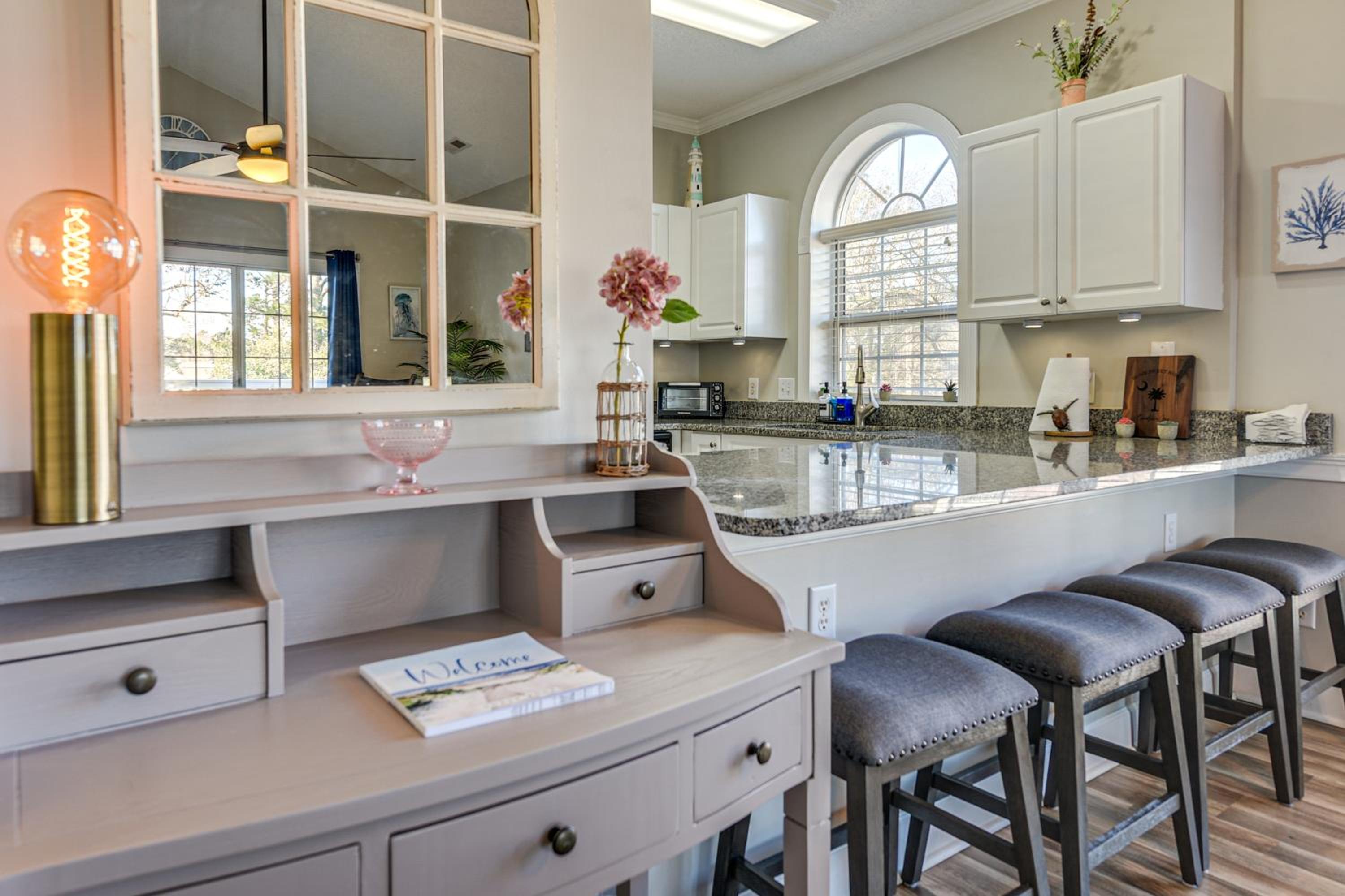 Golf, Gamble and Fish! Condo with Pool in Little River