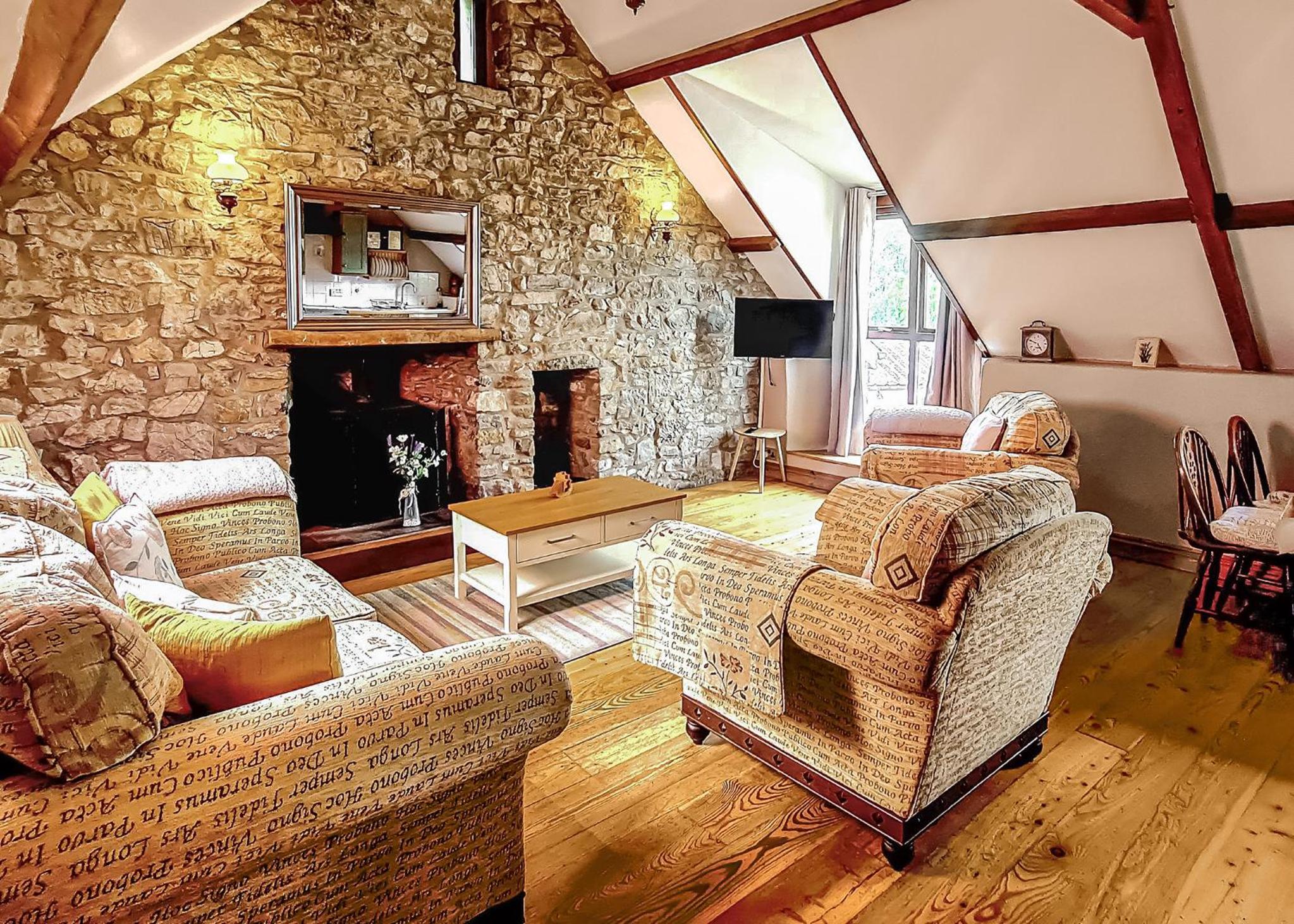 Garnffrwd Cottages
