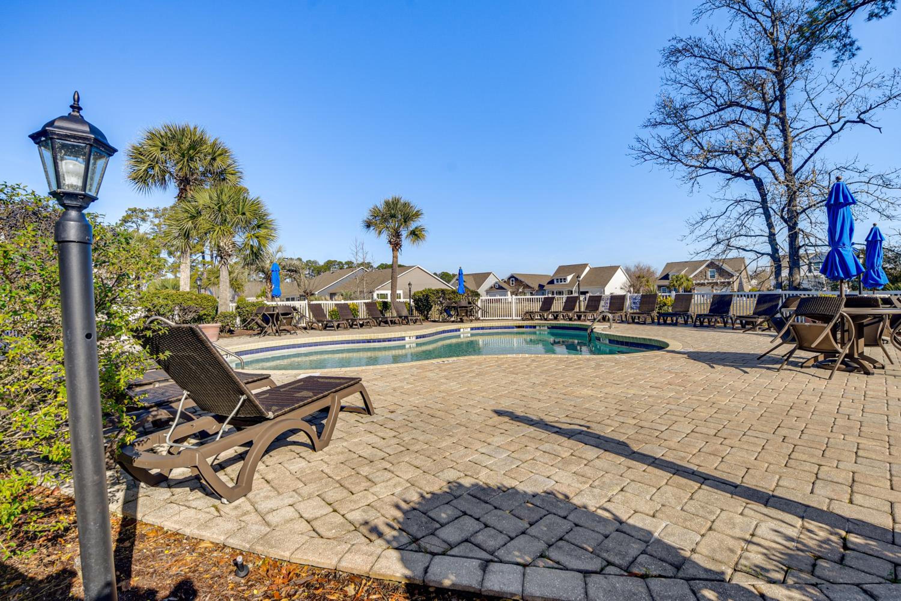 Golf, Gamble and Fish! Condo with Pool in Little River