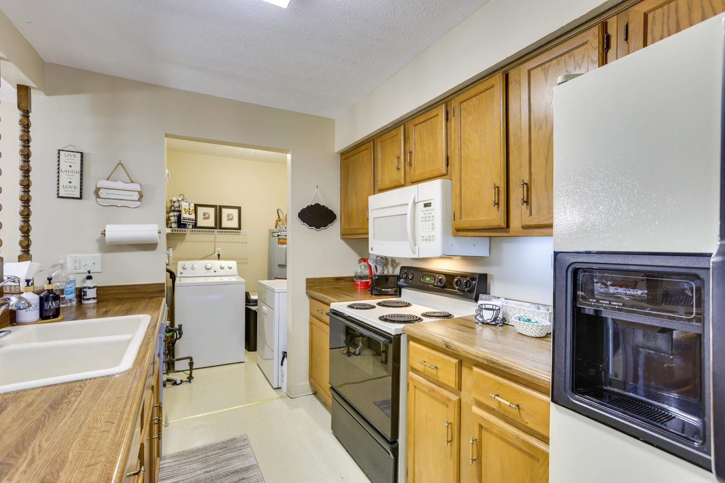 Great for Travel Nurses! Home 4 Mi to Dtwn Troy