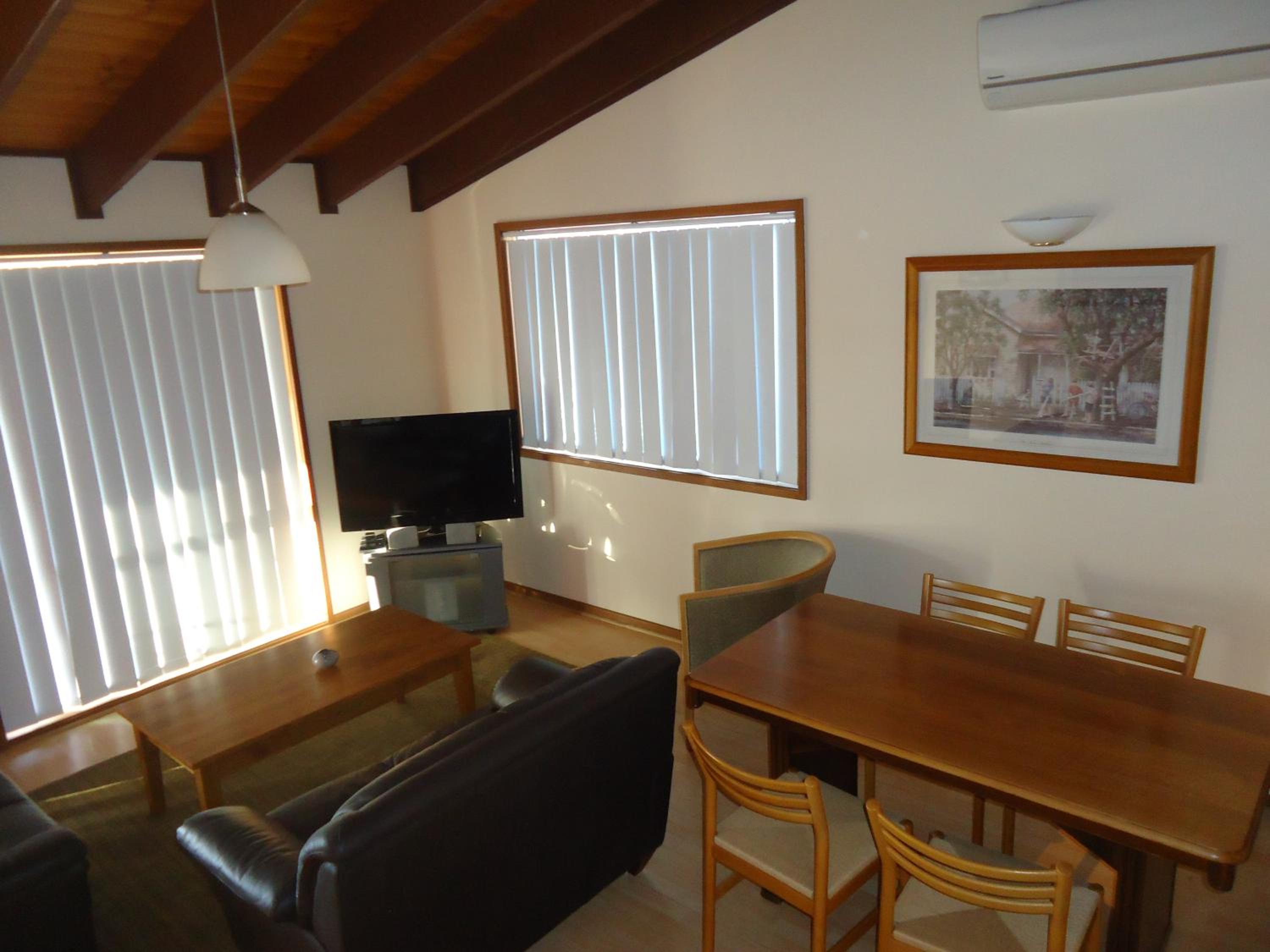 Dalmeny Shores Villas