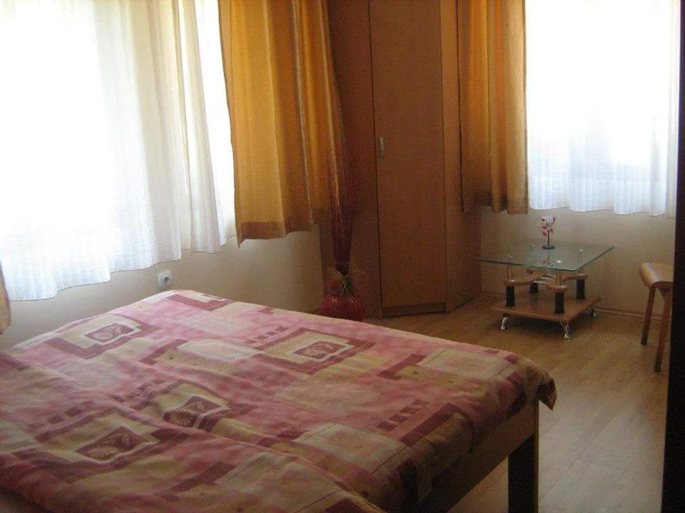 Photo 38