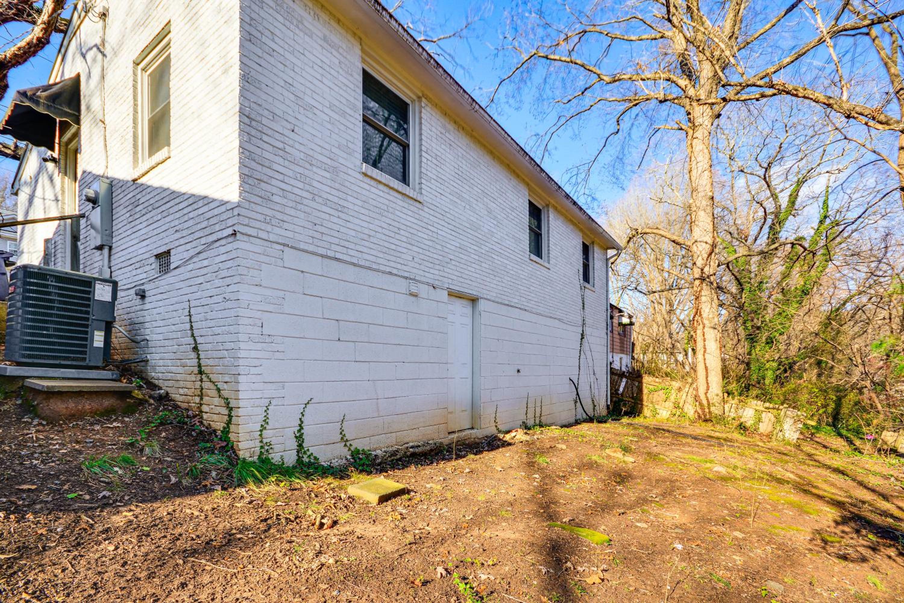 Vibrant Home 2 Mi to Dtwn and Wake Forest University