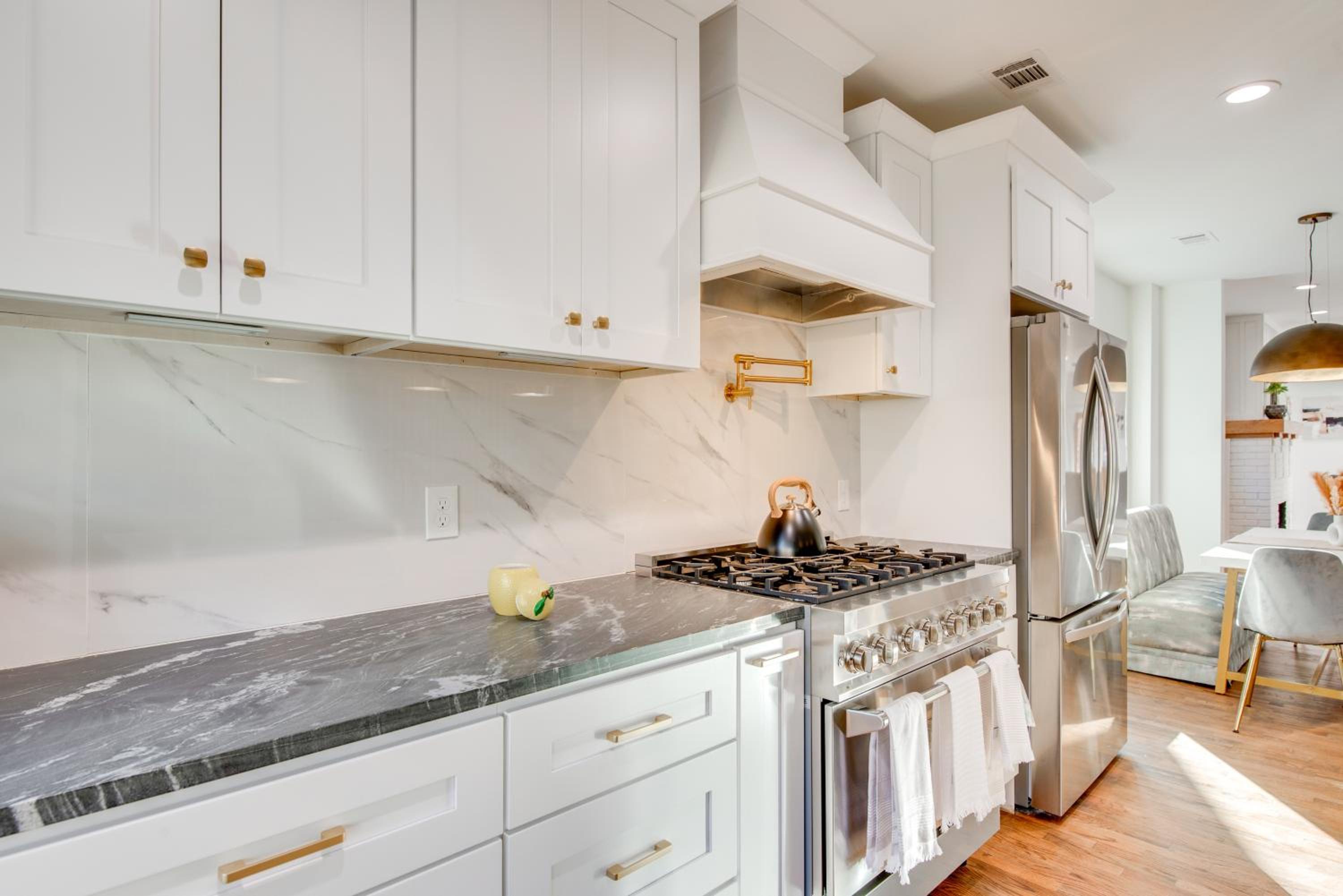 Fully Updated! 3,000-Sq-Ft ATL Home 4 Mi to Dtwn