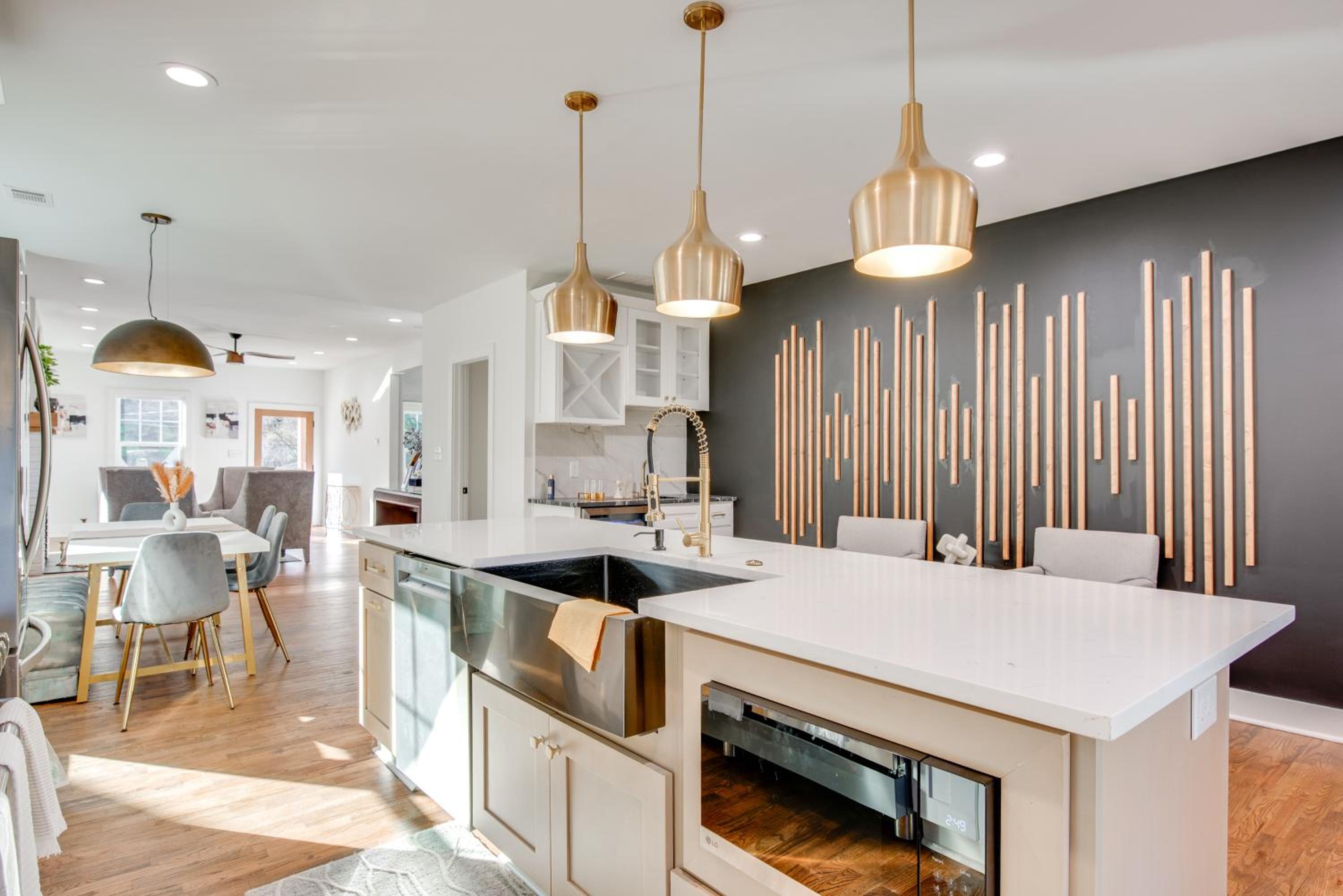 Fully Updated! 3,000-Sq-Ft ATL Home 4 Mi to Dtwn