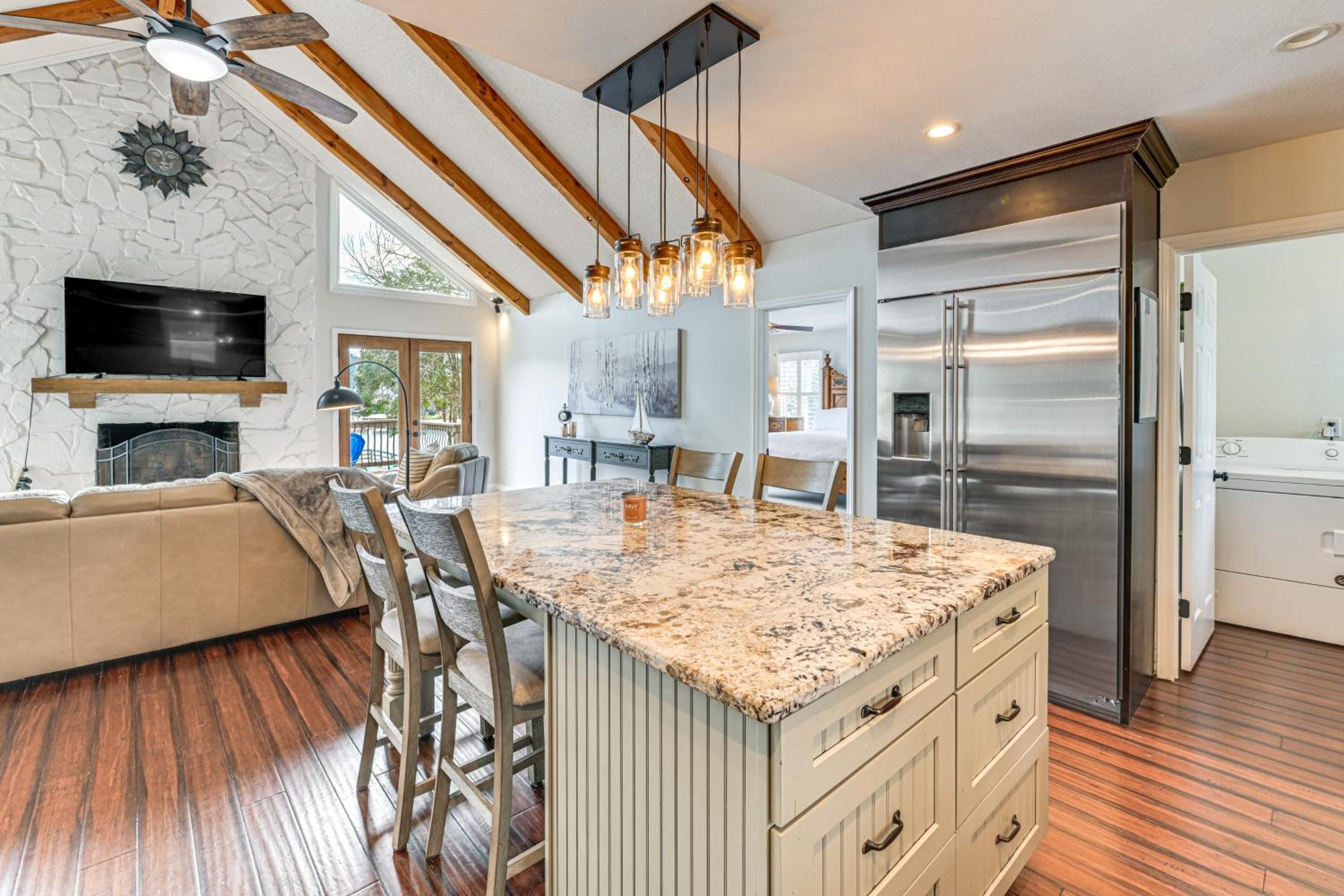 Boat Dock and Game Room Waterfront Lake Norman Gem