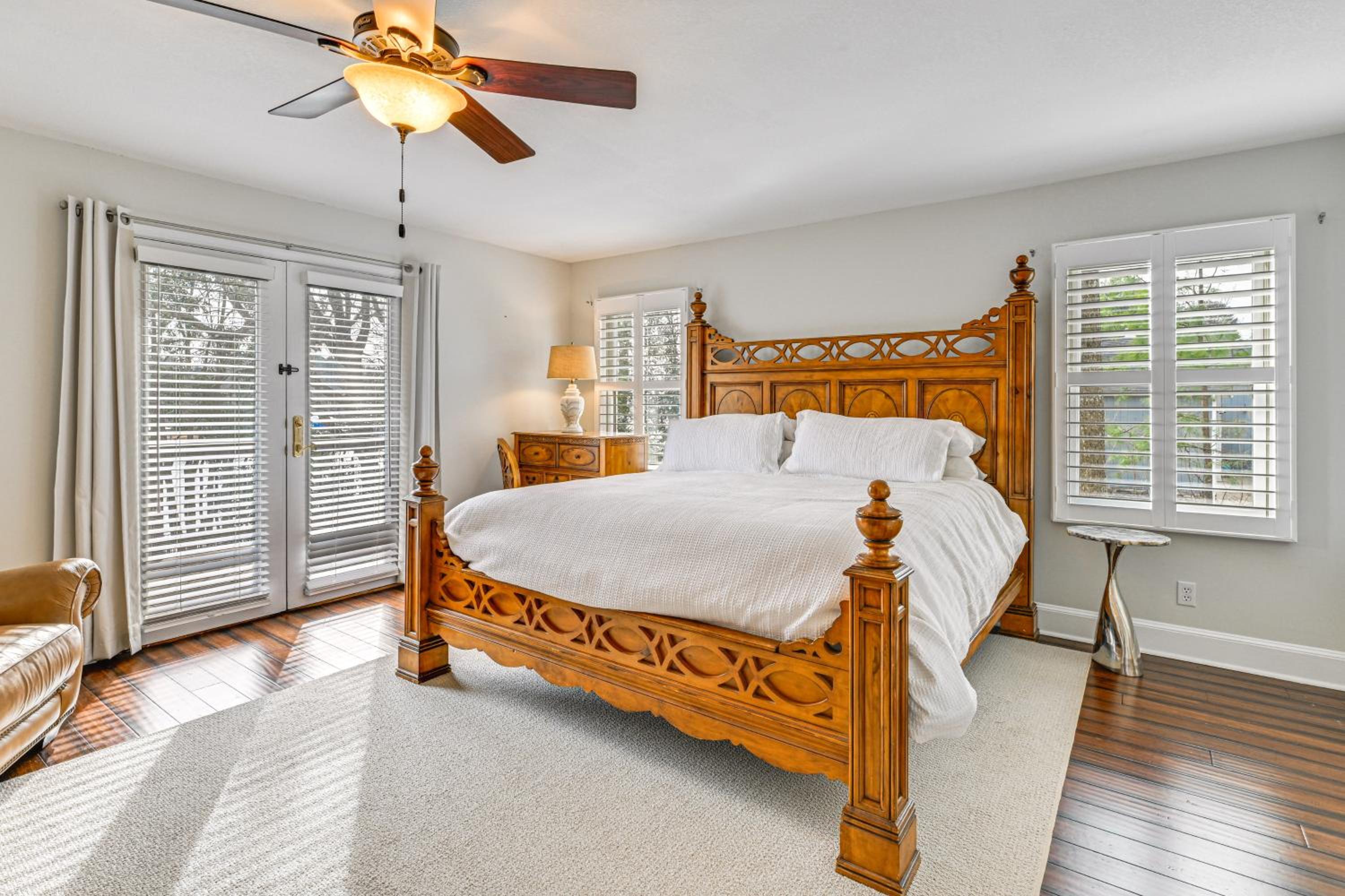 Boat Dock and Game Room Waterfront Lake Norman Gem