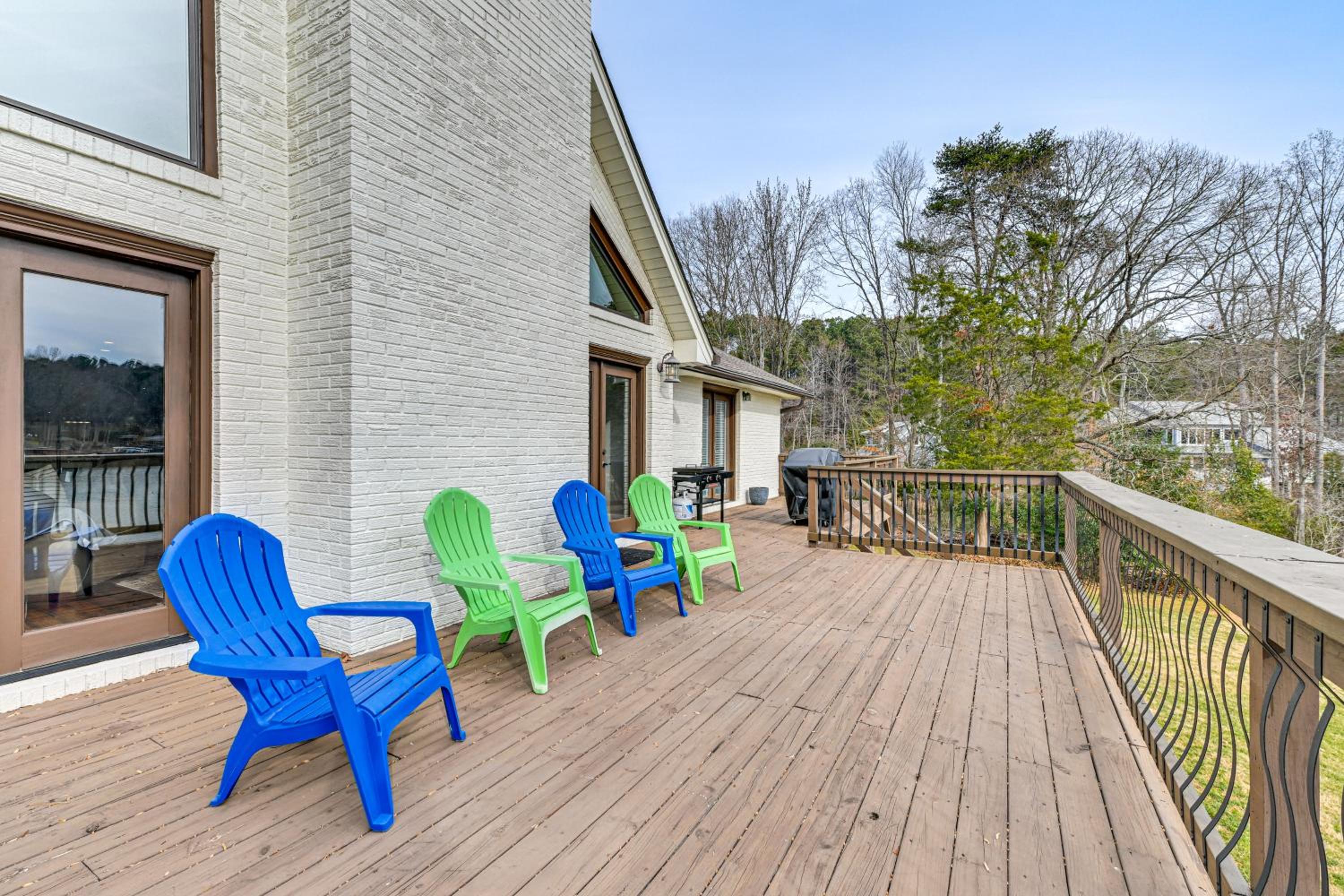 Boat Dock and Game Room Waterfront Lake Norman Gem