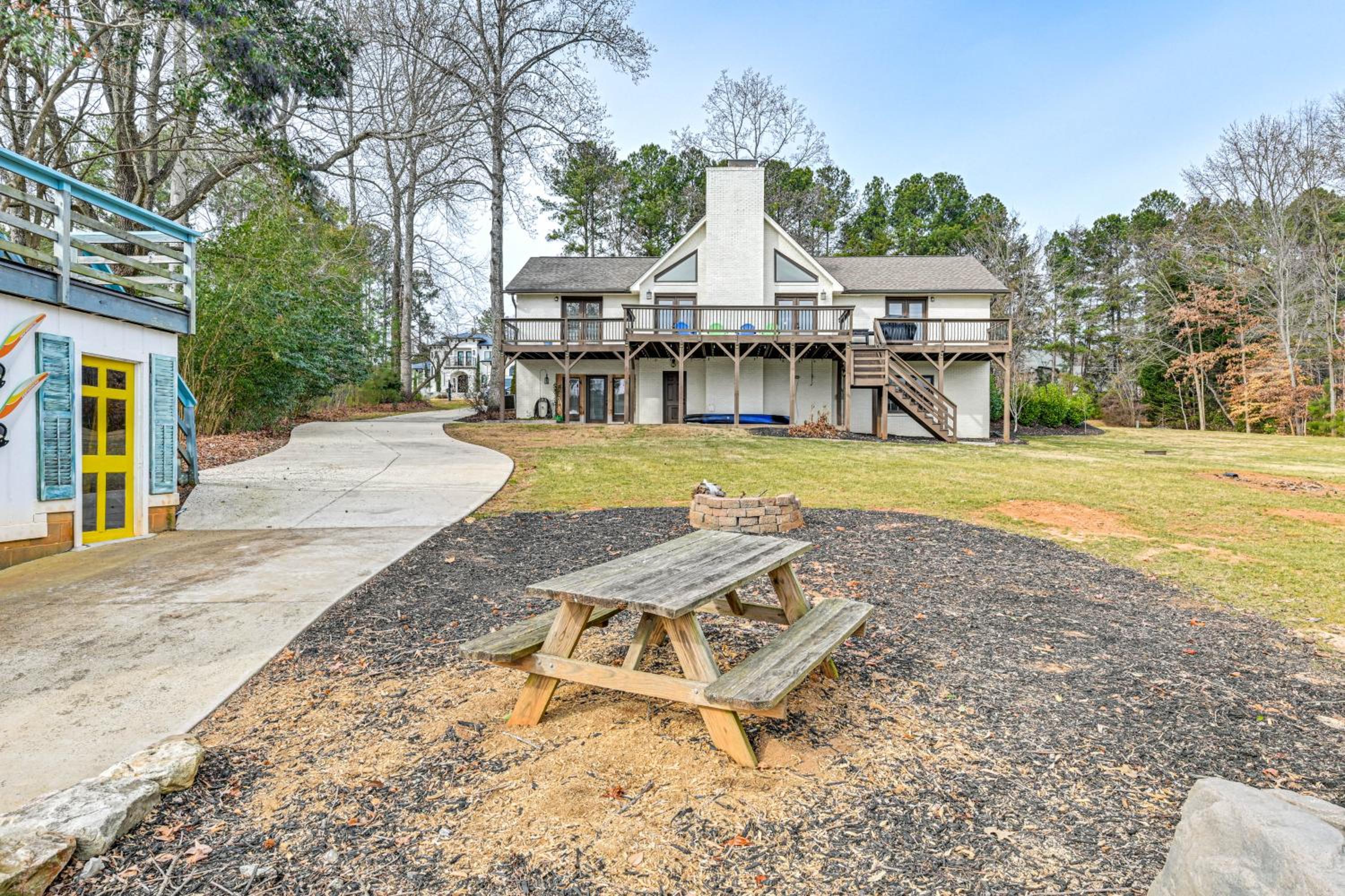 Boat Dock and Game Room Waterfront Lake Norman Gem