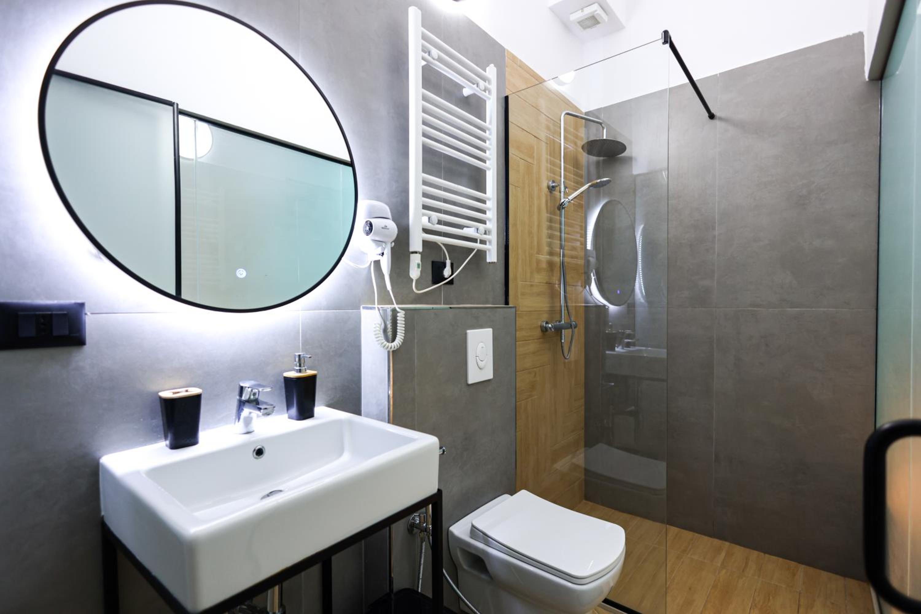 Grandstay Central