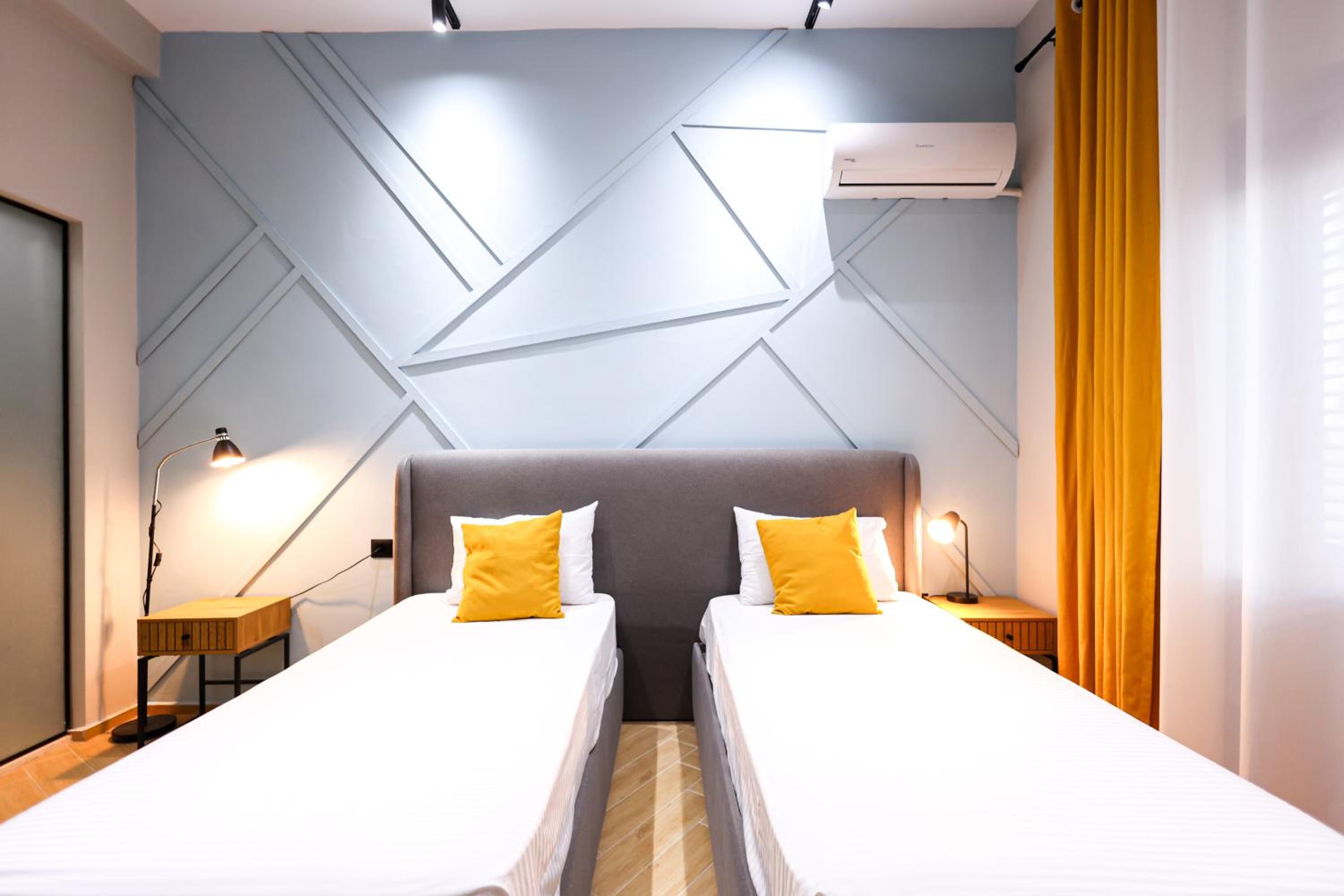 Grandstay Central