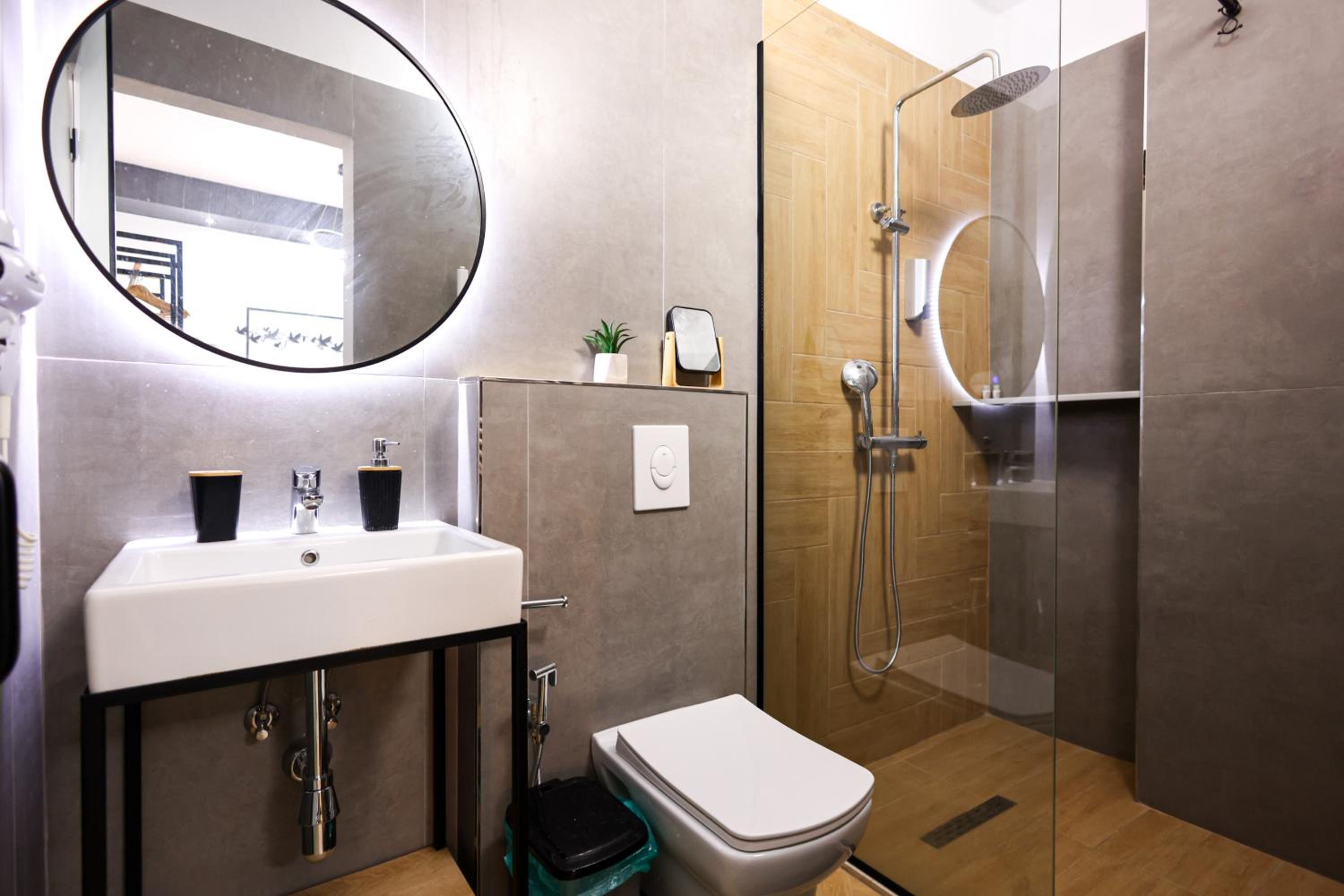 Grandstay Central