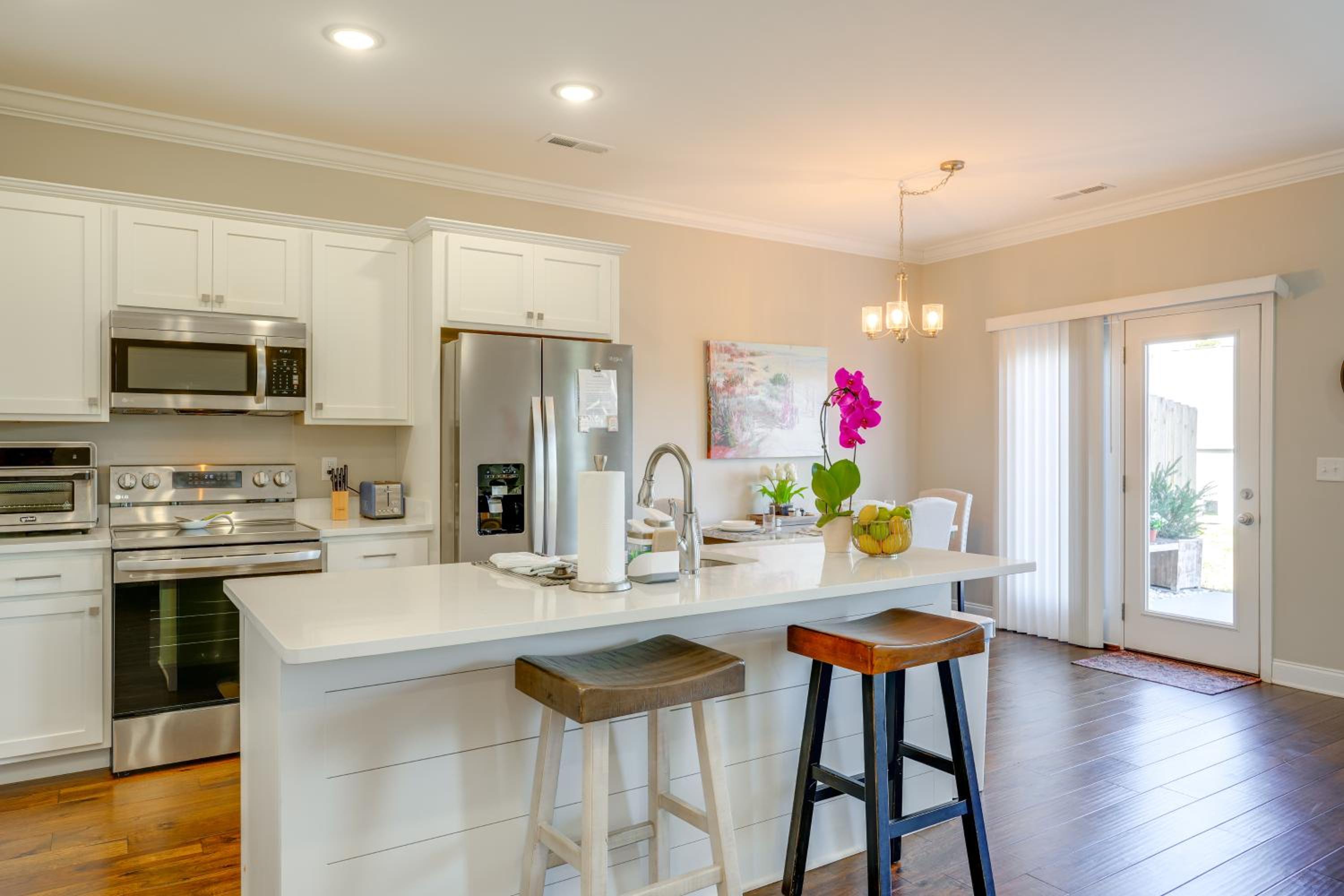 4 Mi to Lee University Peaceful Townhome with Patio